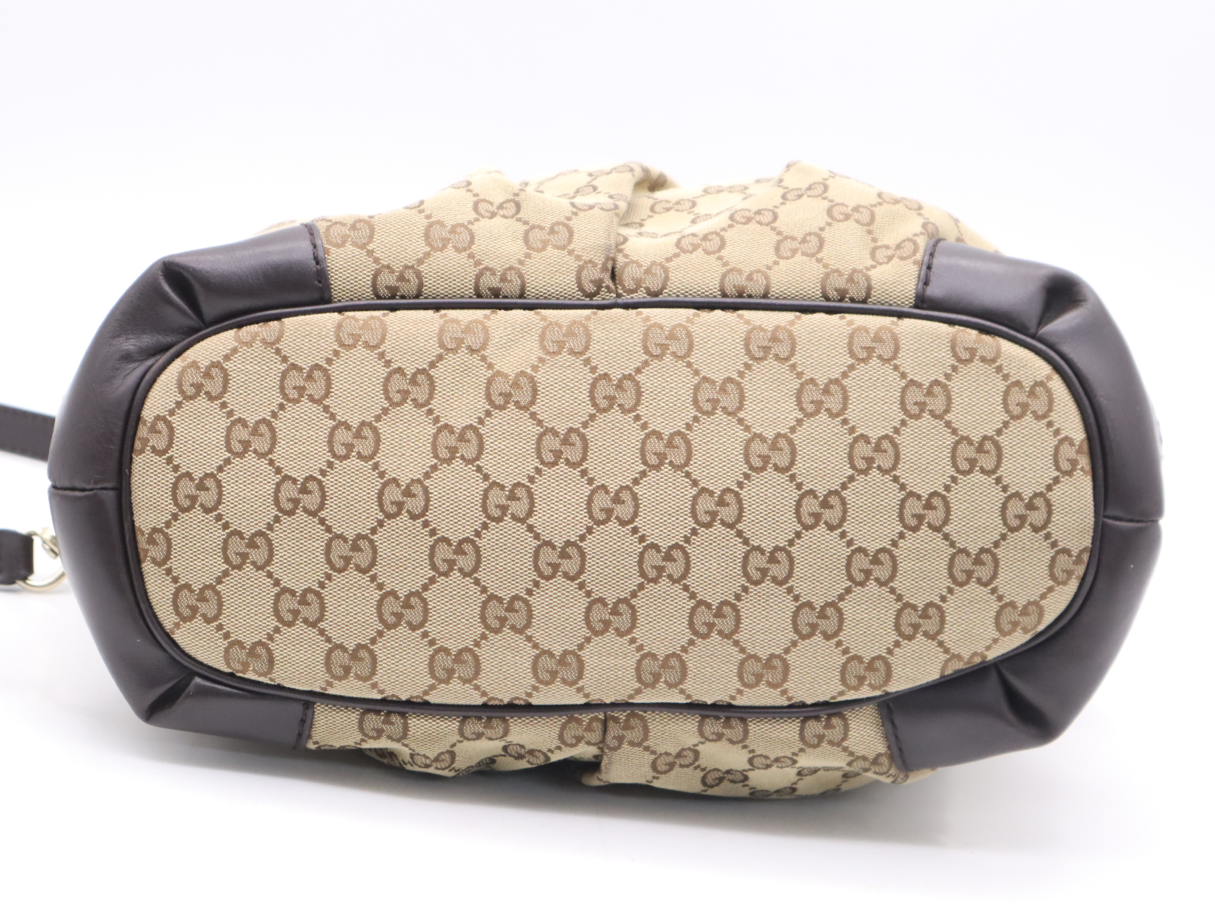 247902 GG Canvas Sukey 2-way Handbag, Beige/Brown, with Shoulder Strap, Dust Bag, and Charm. — view 4
