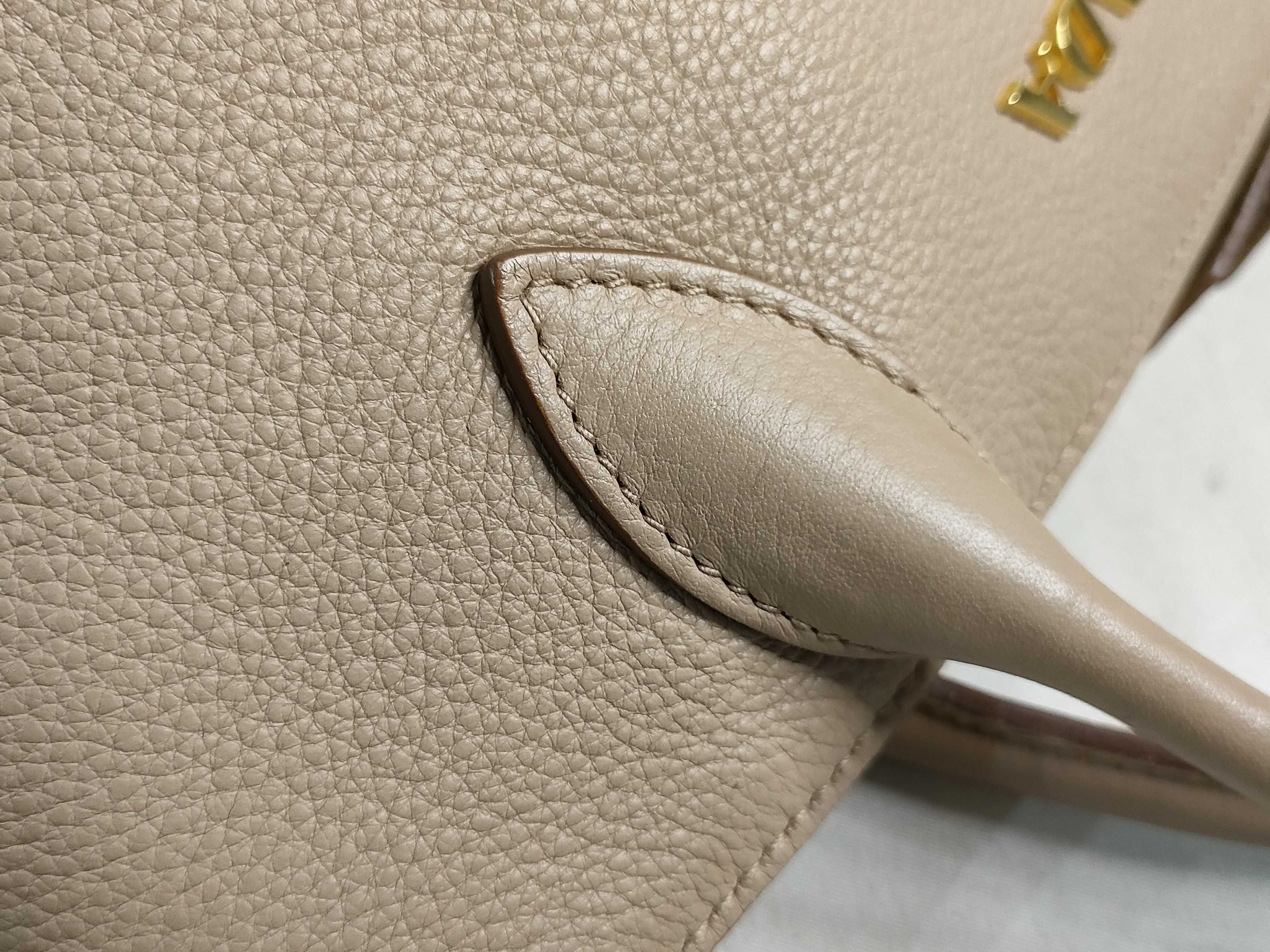 Vitello Daino Leather 2-Way Handbag, Beige, 1BA111 (Handbag) — view 5