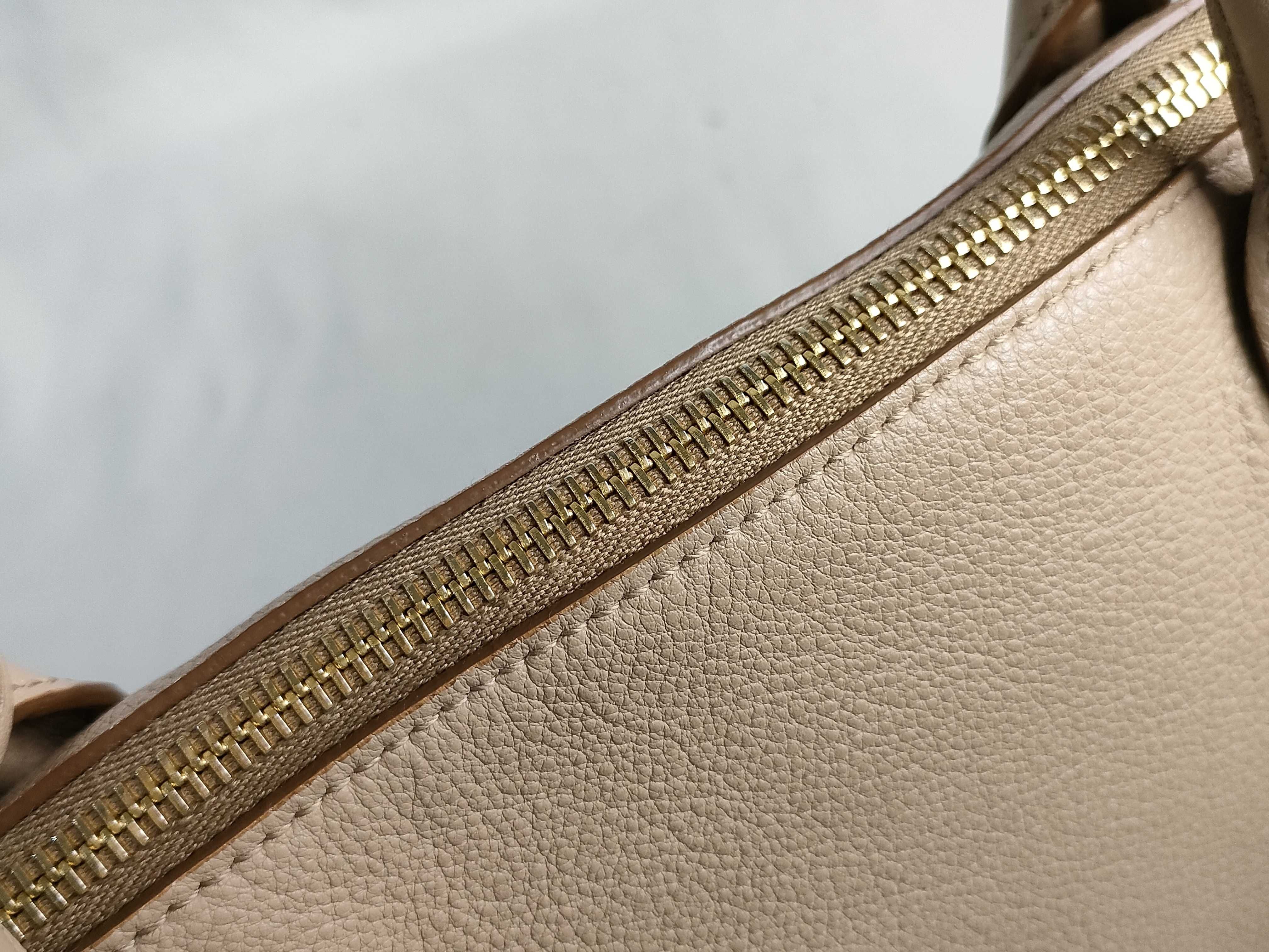 Vitello Daino Leather 2-Way Handbag, Beige, 1BA111 (Handbag) — view 9