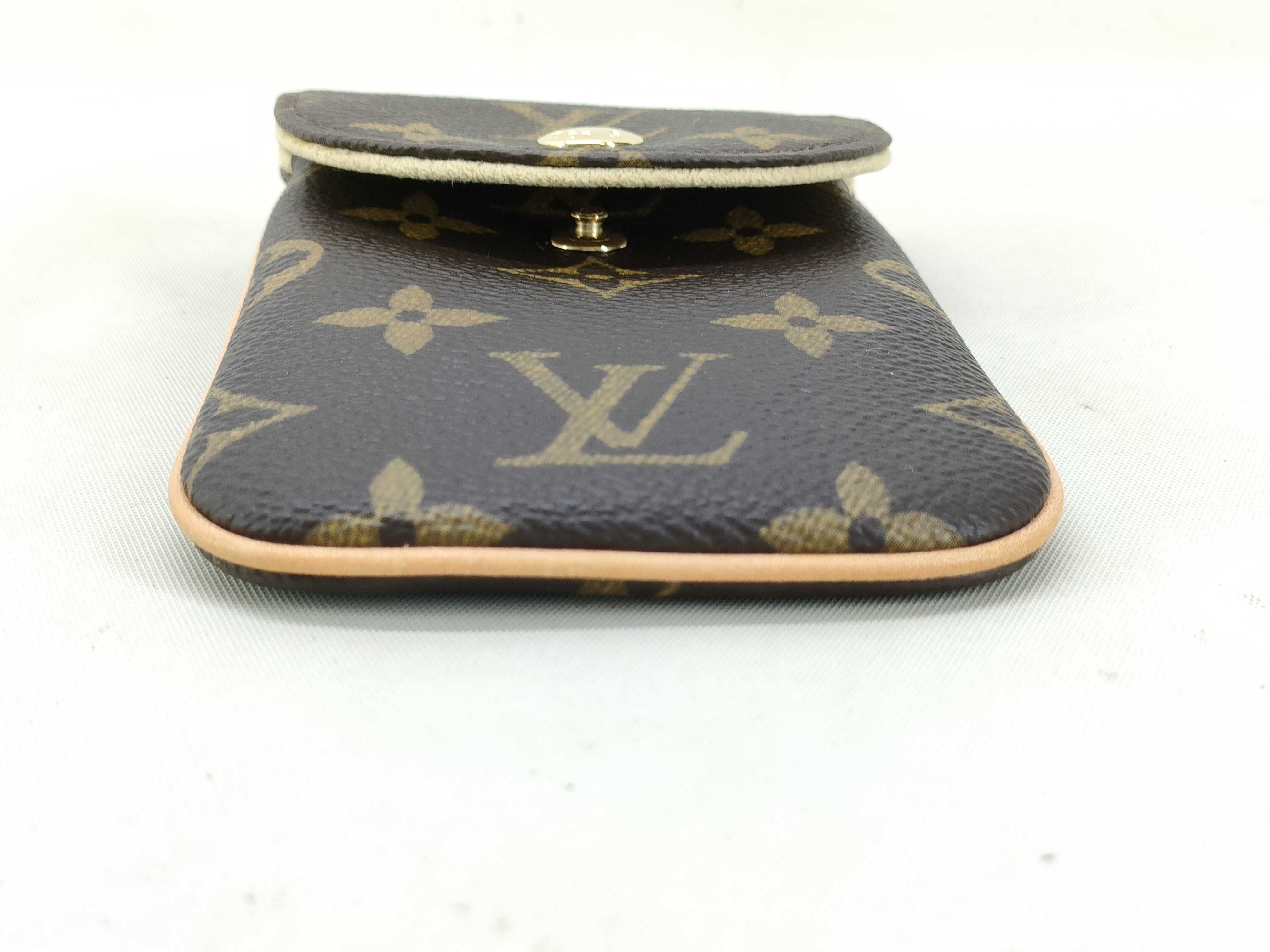 Monogram Etui Telephone MM Mobile Phone Case M66546 SN0049 Other Accessories — view 3