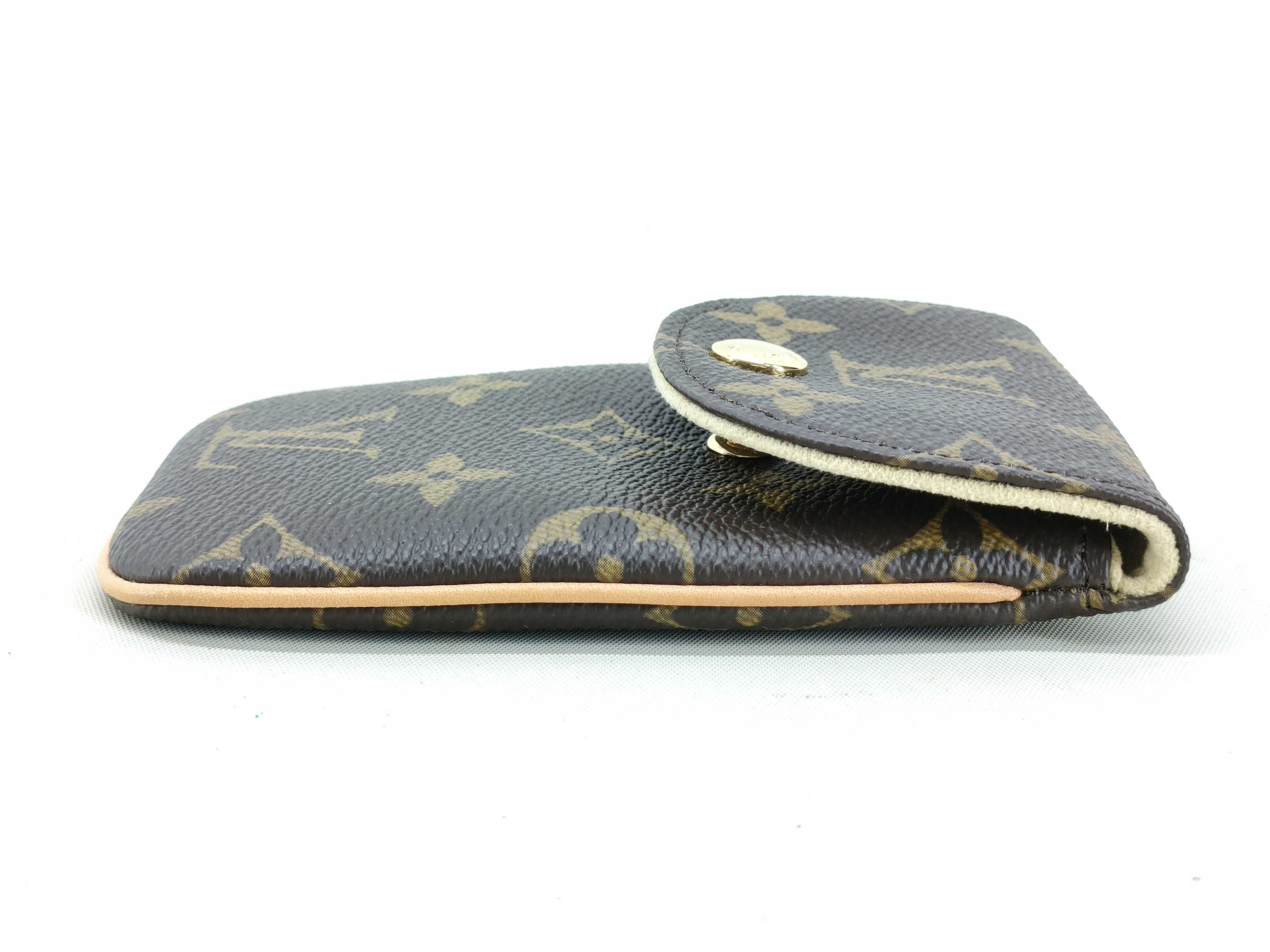 Monogram Etui Telephone MM Mobile Phone Case M66546 SN0049 Other Accessories — view 5