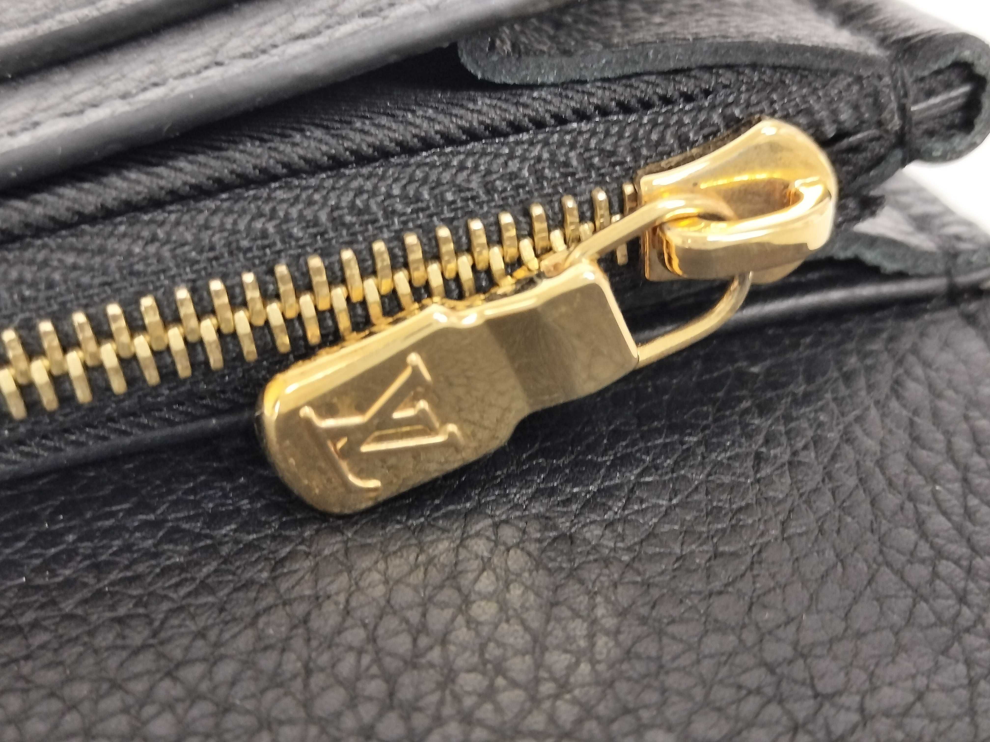 wallet — view 12