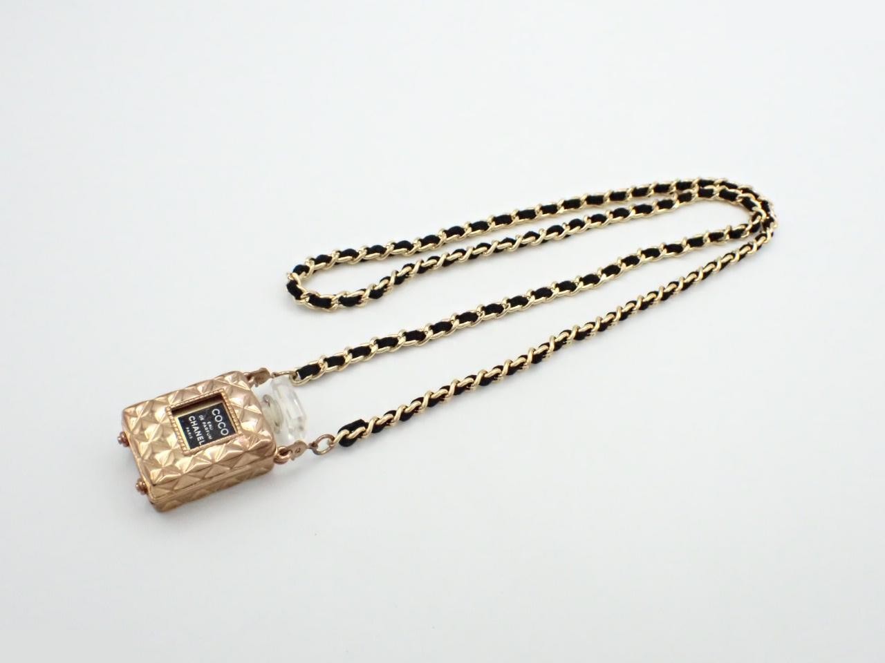 perfume bottle necklace, chain approximately 80cm — view 3