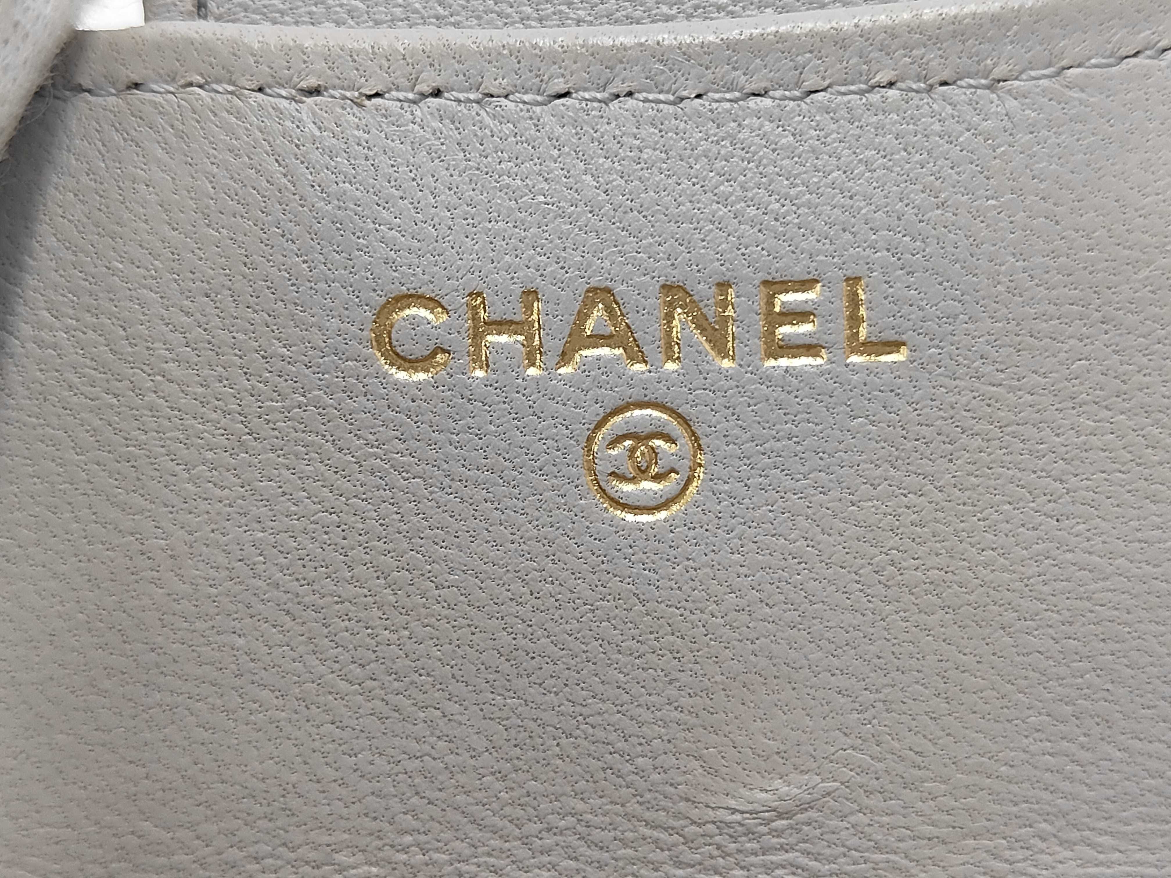 Matelassé Chain Handbag Shoulder Bag — view 11
