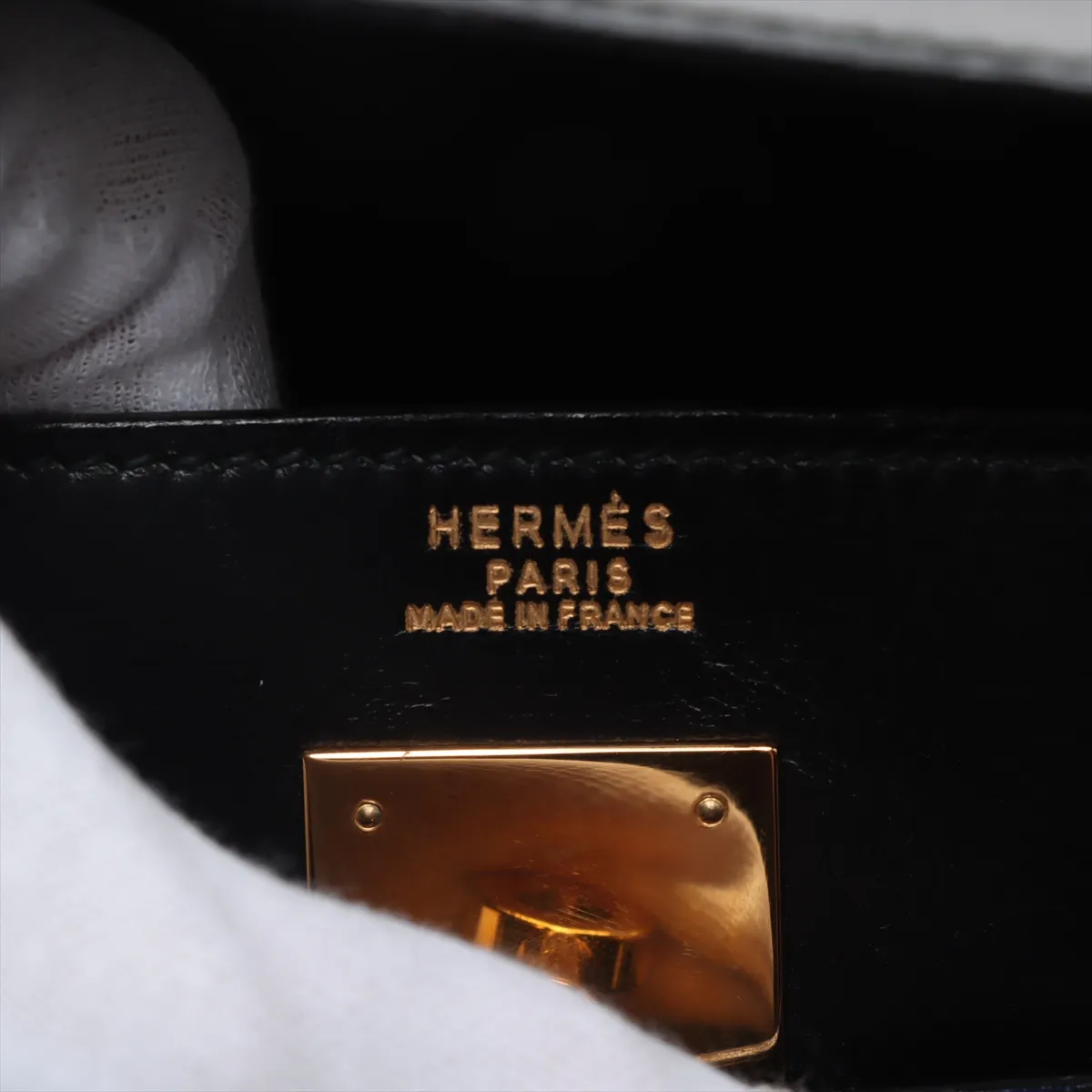 [Individually wrapped] Hermes Kelly 32 Serie Box Calf Black x Blue Saphir Gold Hardware U:1991 — view 12