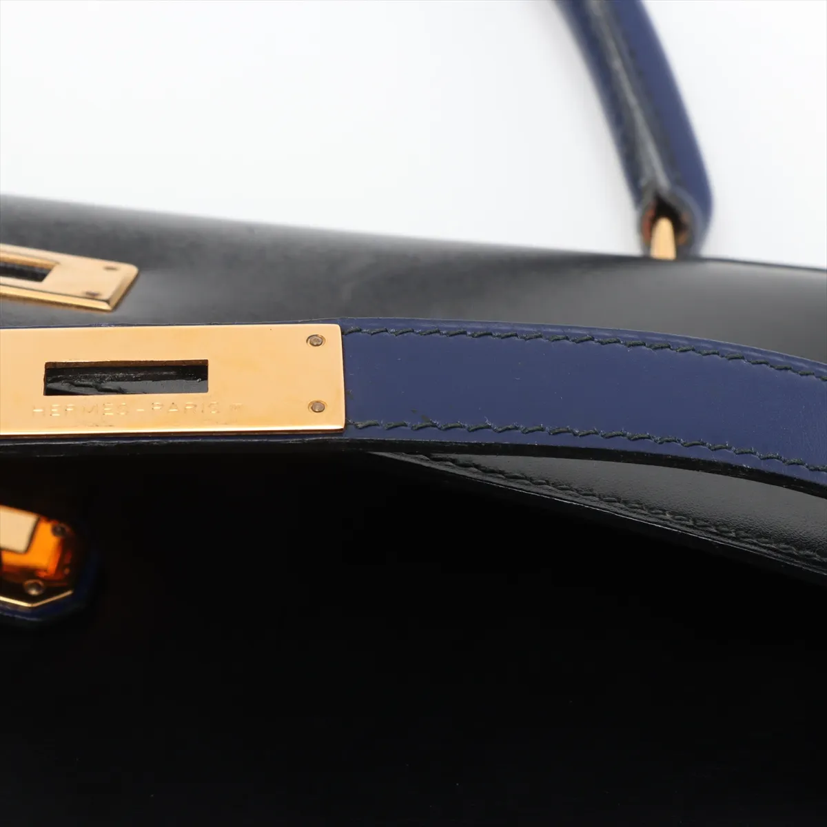 [Individually wrapped] Hermes Kelly 32 Serie Box Calf Black x Blue Saphir Gold Hardware U:1991 — view 14