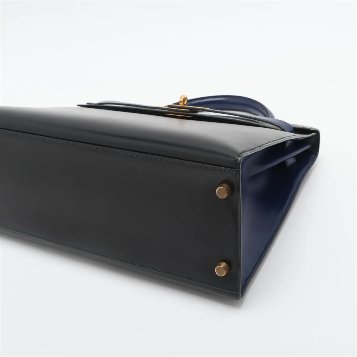 [Individually wrapped] Hermes Kelly 32 Serie Box Calf Black x Blue Saphir Gold Hardware U:1991 — view 3