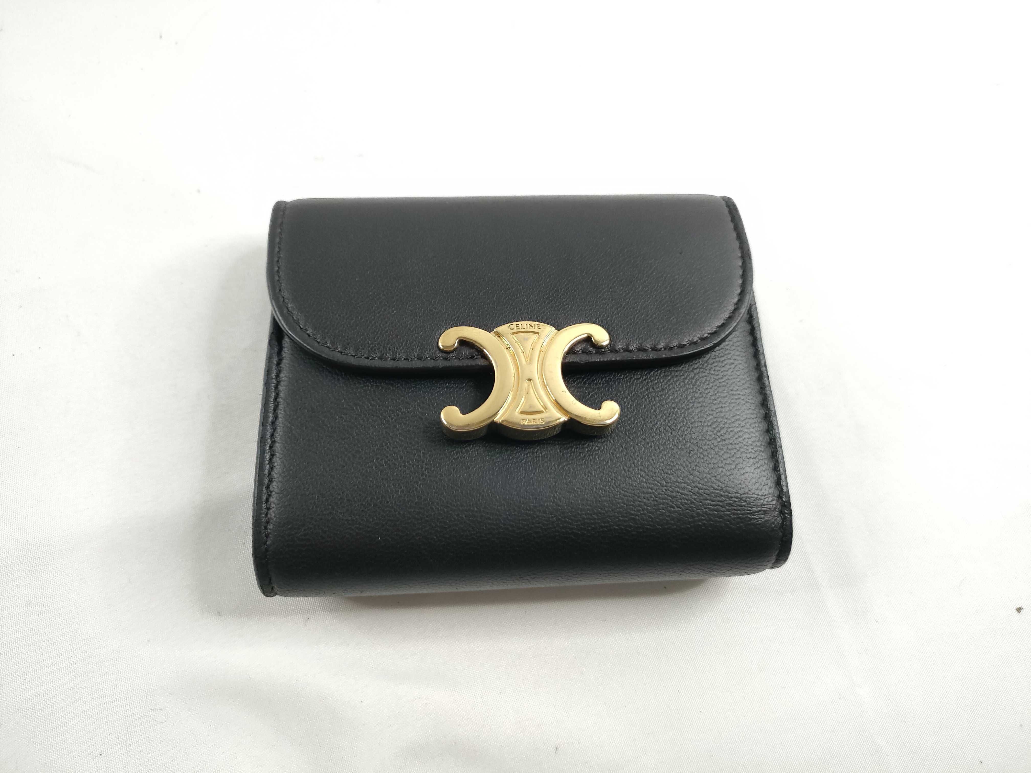 Triomphe Wallet