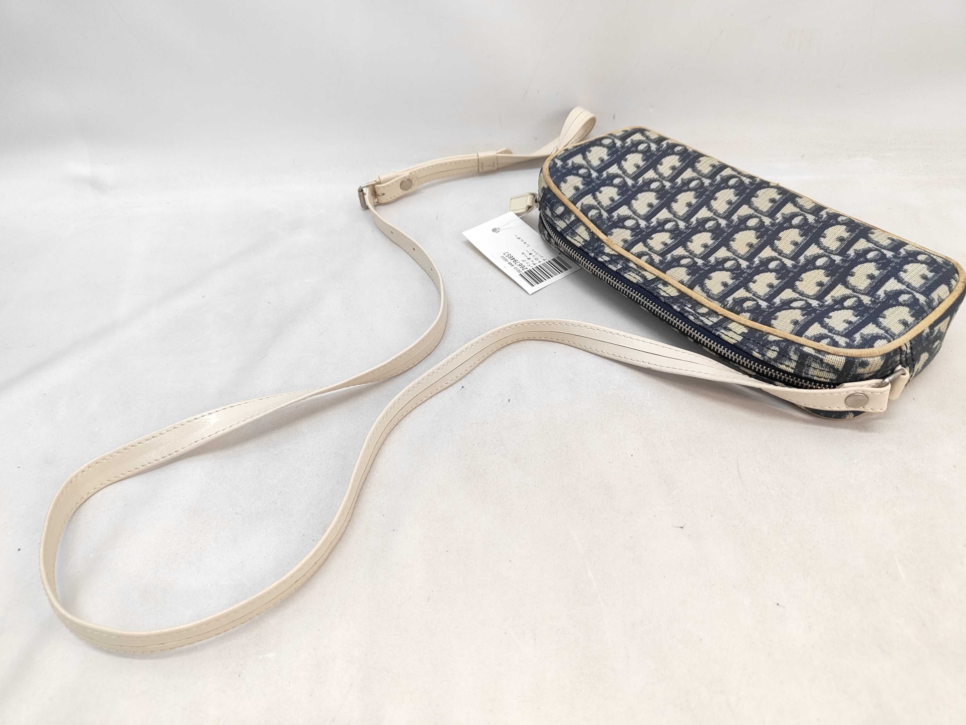 Trotter Number 1 Shoulder Bag — view 5