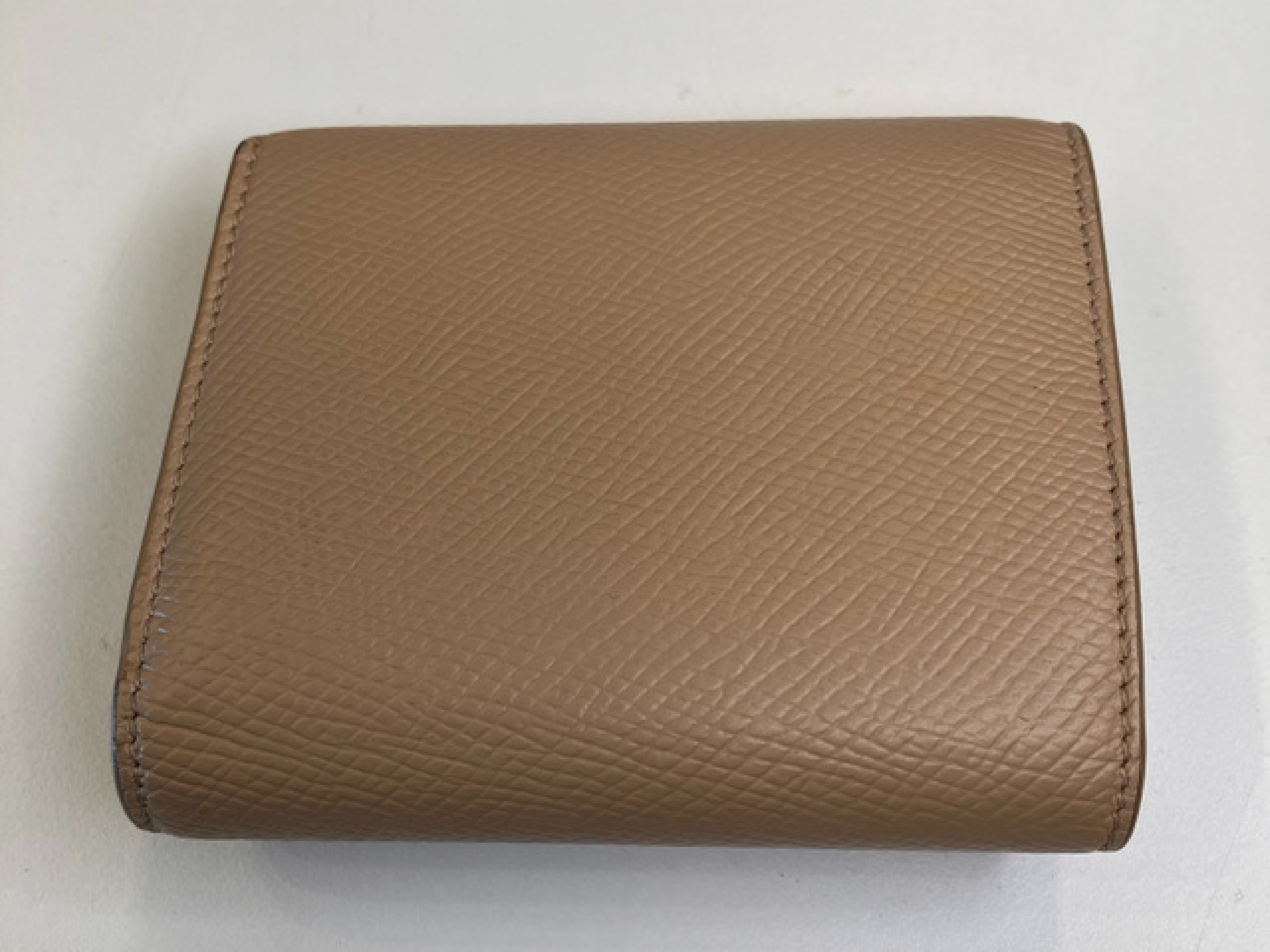 tri-fold wallet — view 8