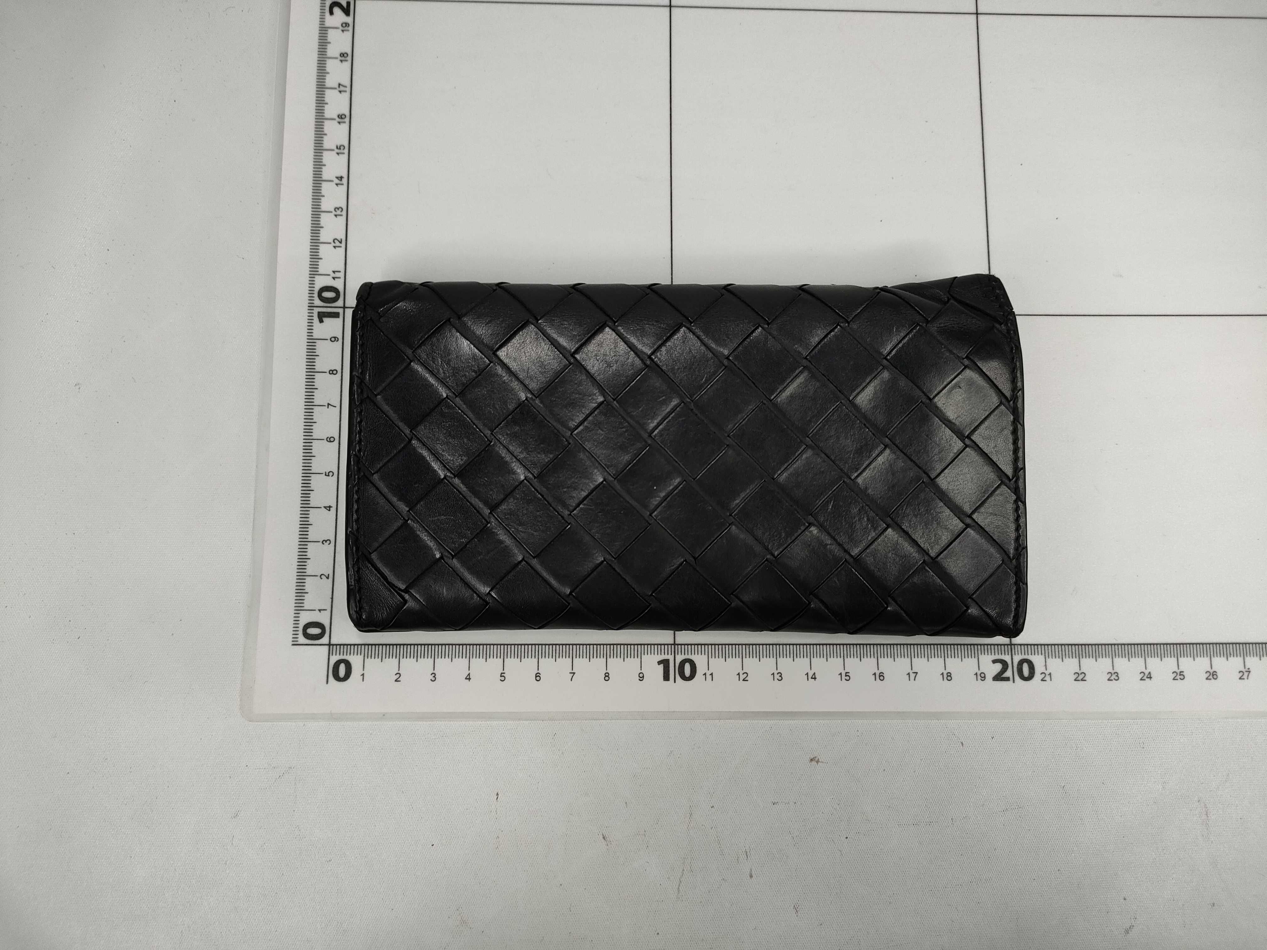 Intrecciato Bottega Veneta Intrecciato Leather Long Wallet with Coin Case Wallet — view 2