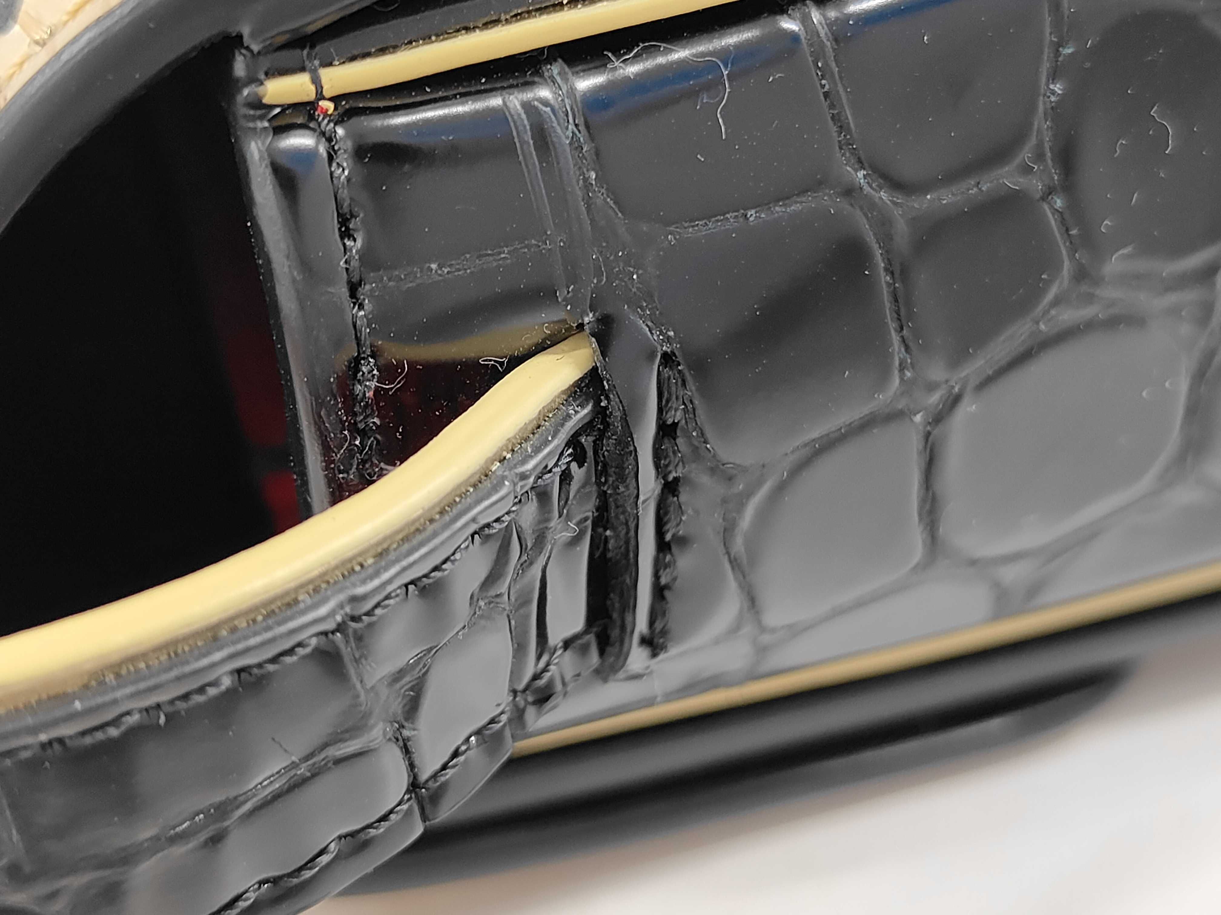 Louboutin 54 Black Shoulder Bag — view 7
