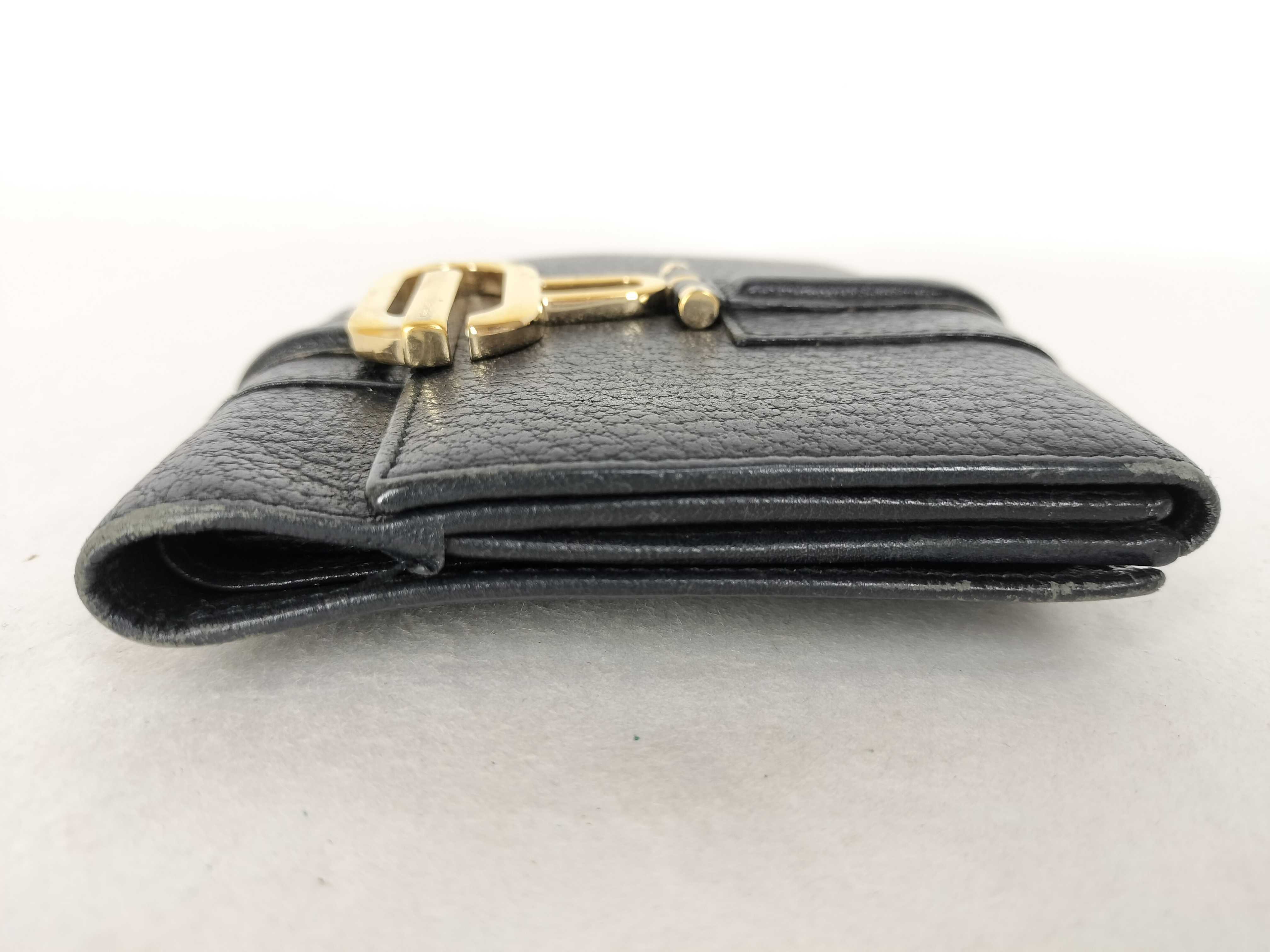 wallet — view 5