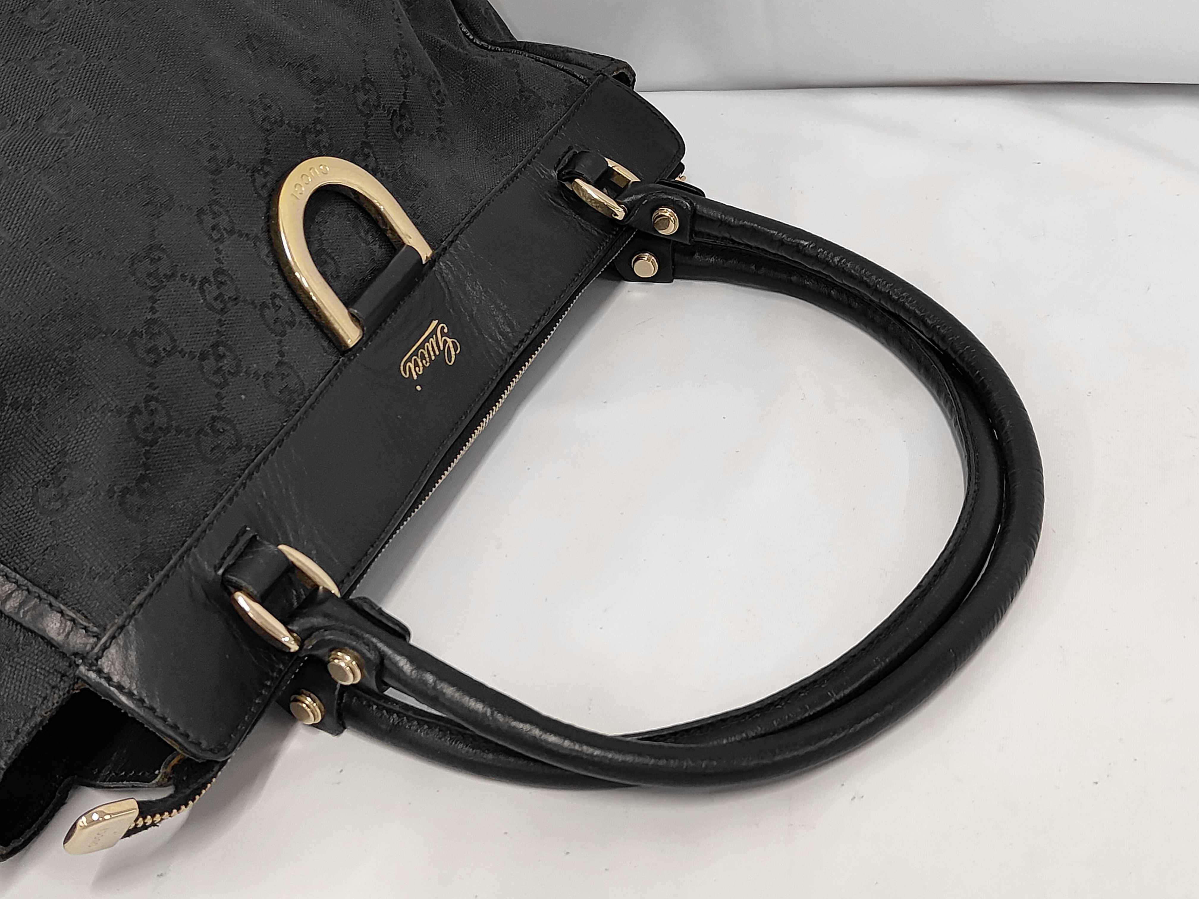 Abbey Handbag GG Canvas Black Handbag — view 5