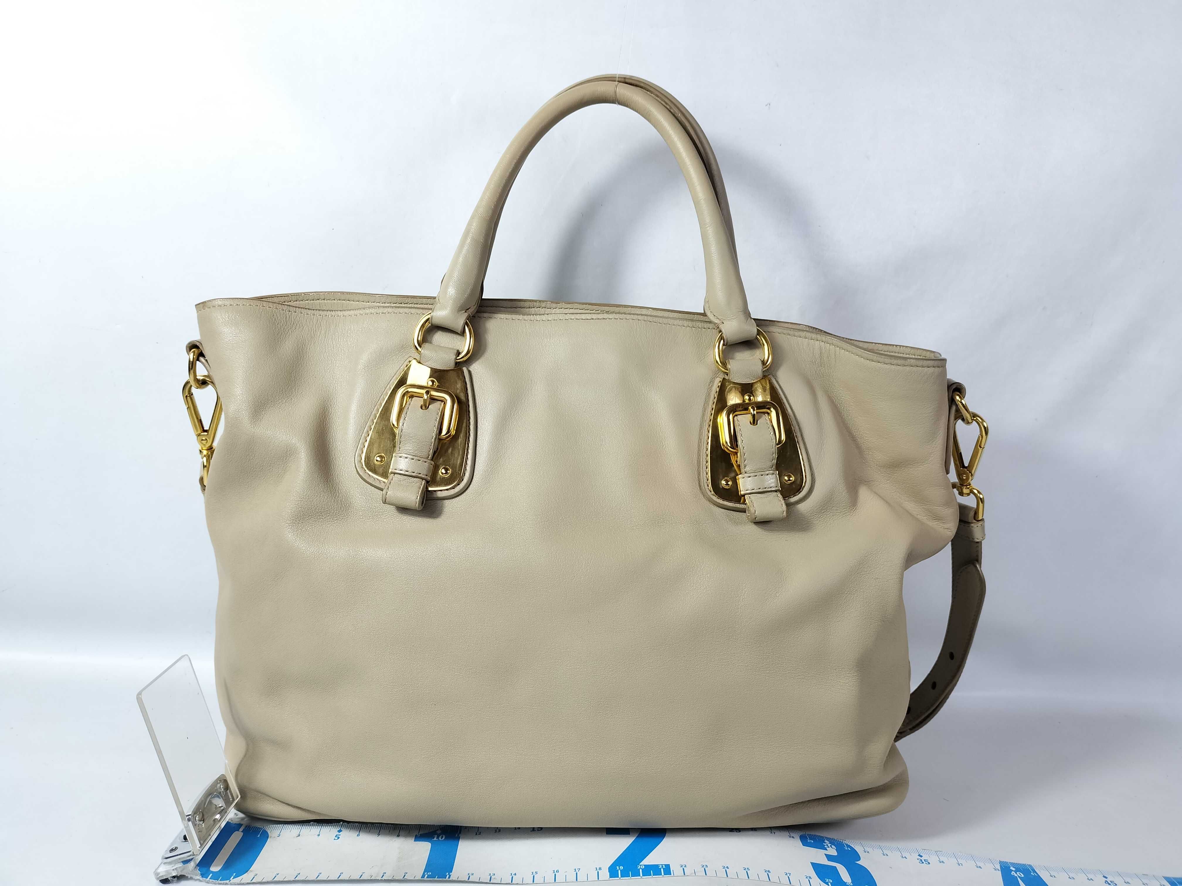 Soft Calf Leather Tote Bag 2-Way Handbag — view 2