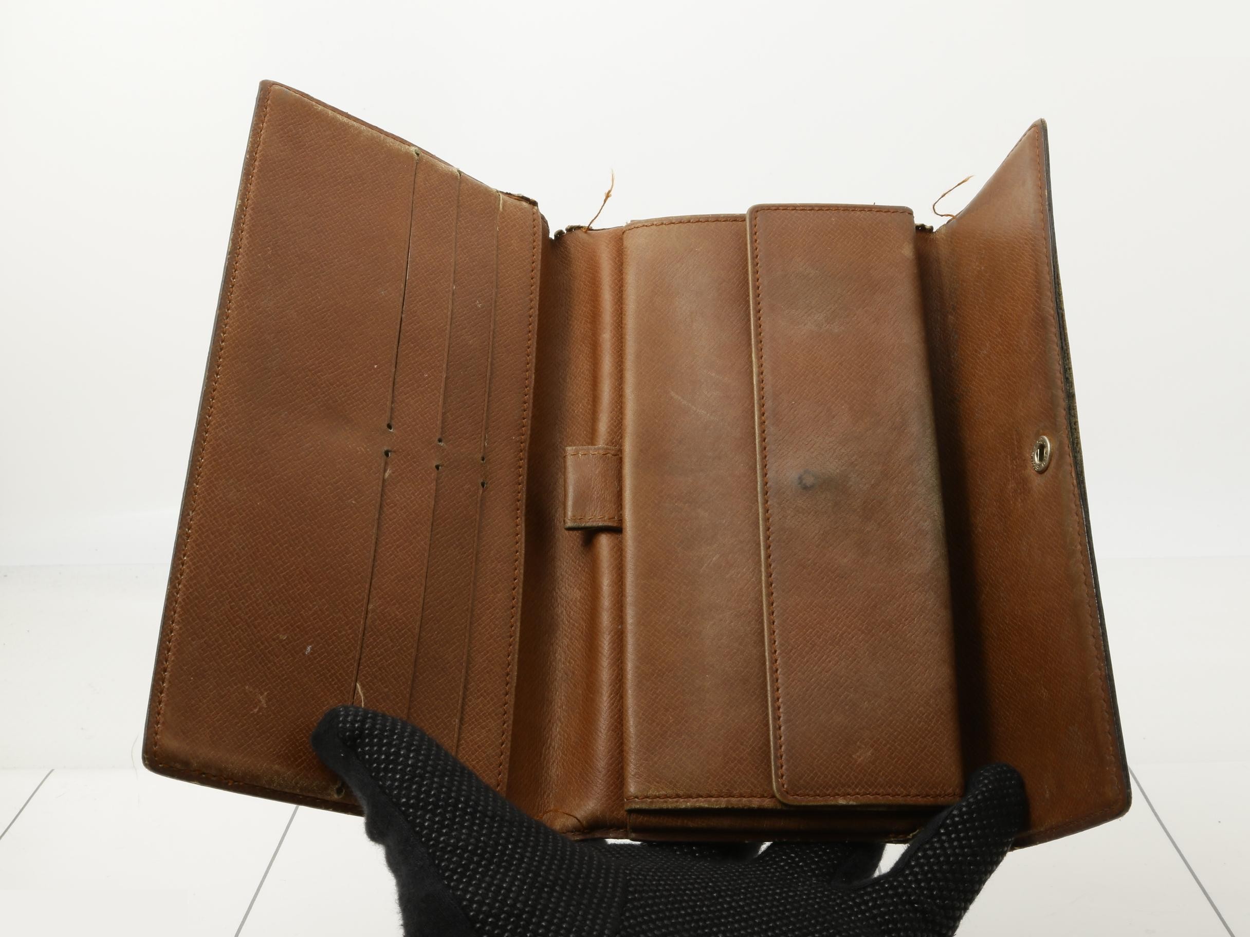 long wallet — view 4