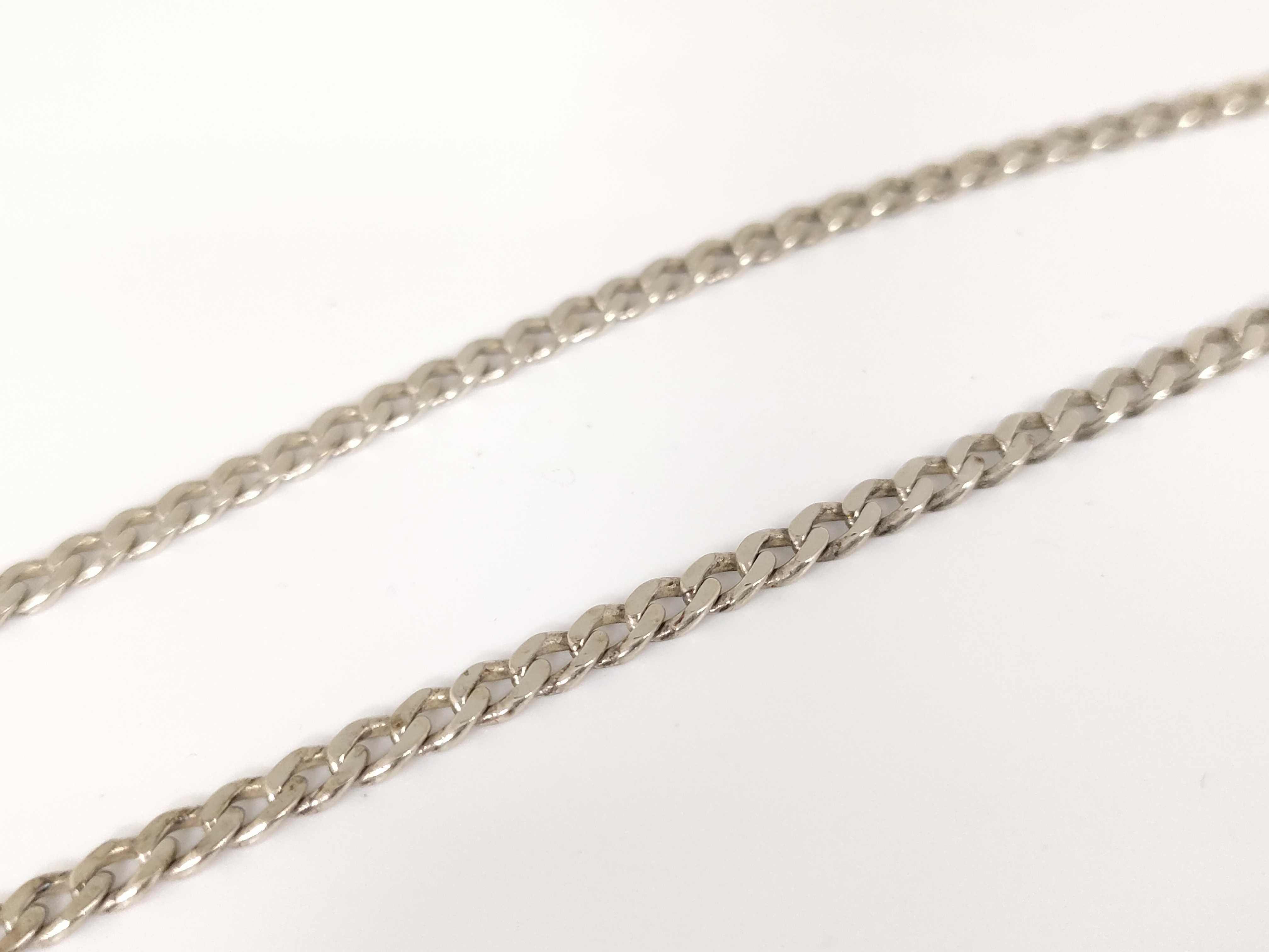 Cuban link chain necklace, medium thickness. — view 6