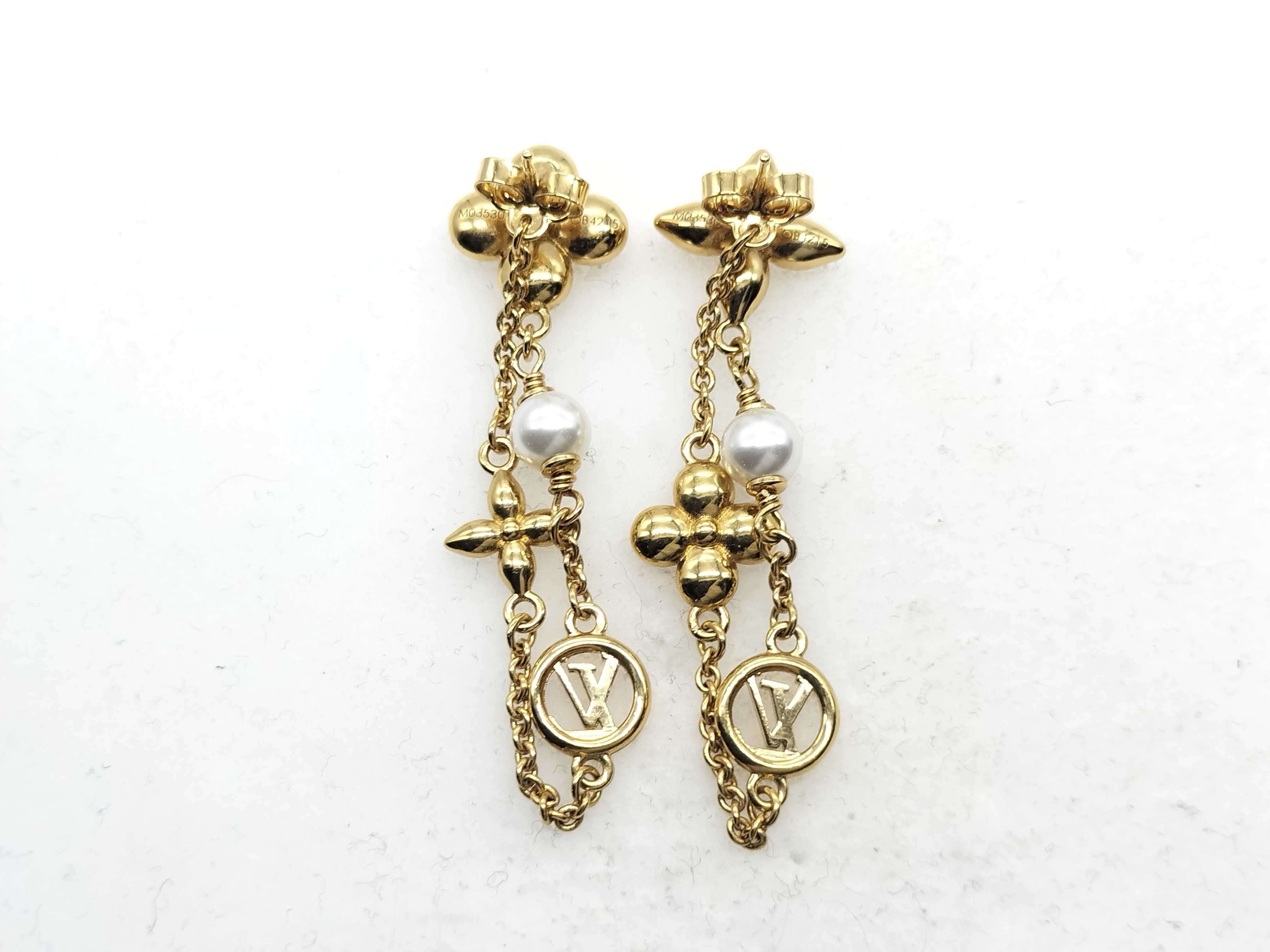 M03530 Pearl Constellation Earrings — view 3