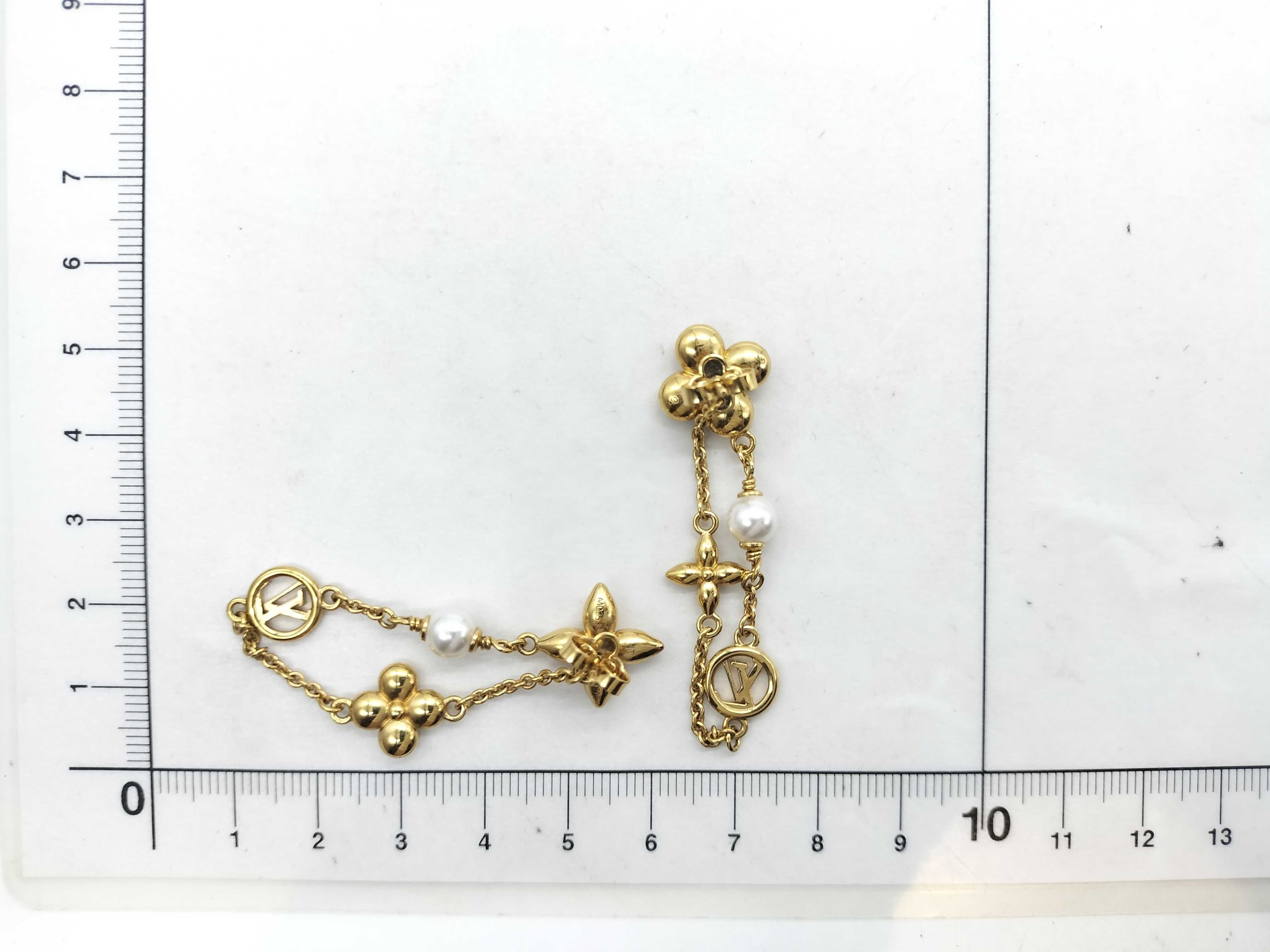 M03530 Pearl Constellation Earrings — view 8
