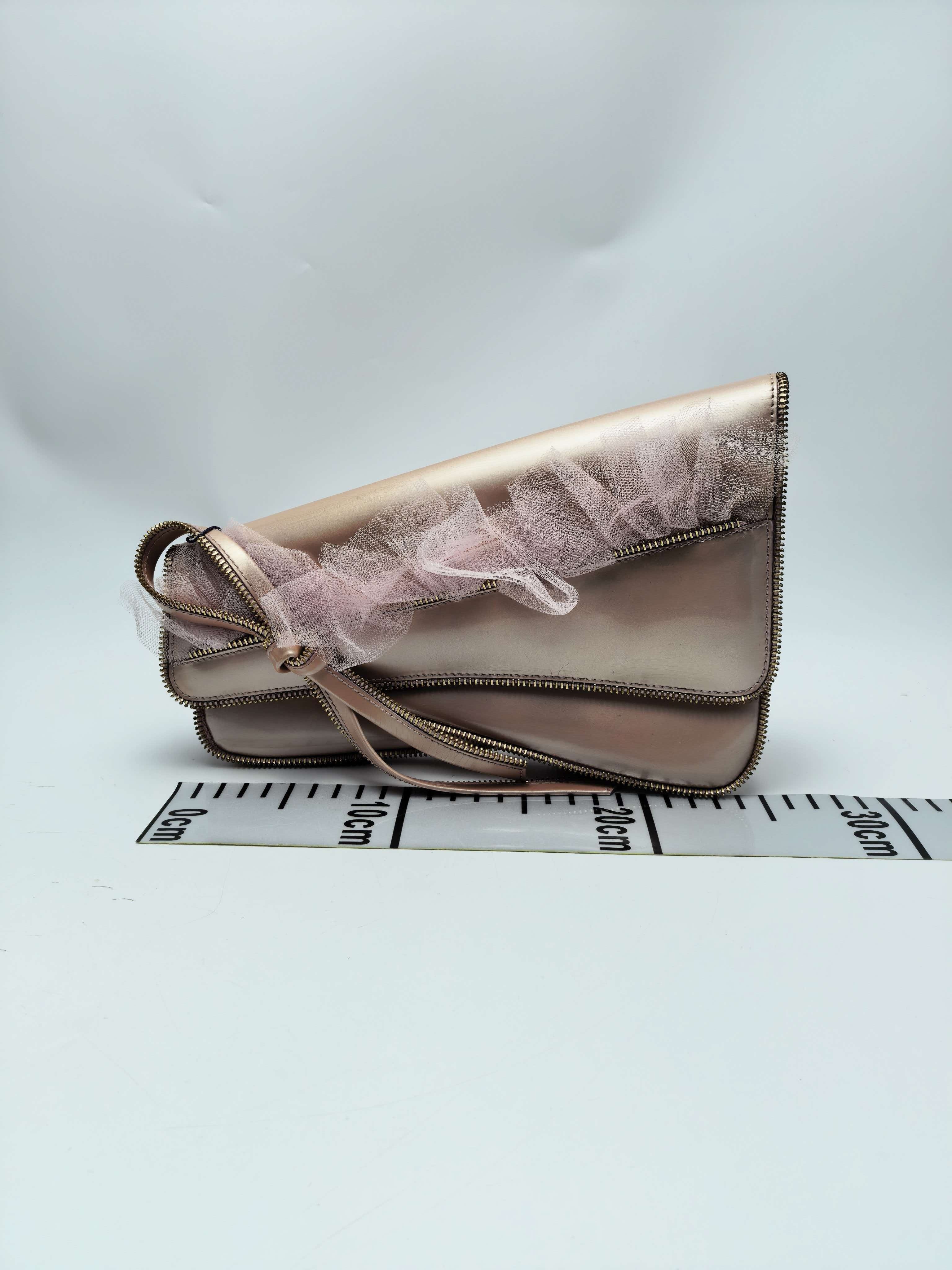 【*Shipped from: China*】Dior Saddle Patent Leather Clutch Bag Second Bag