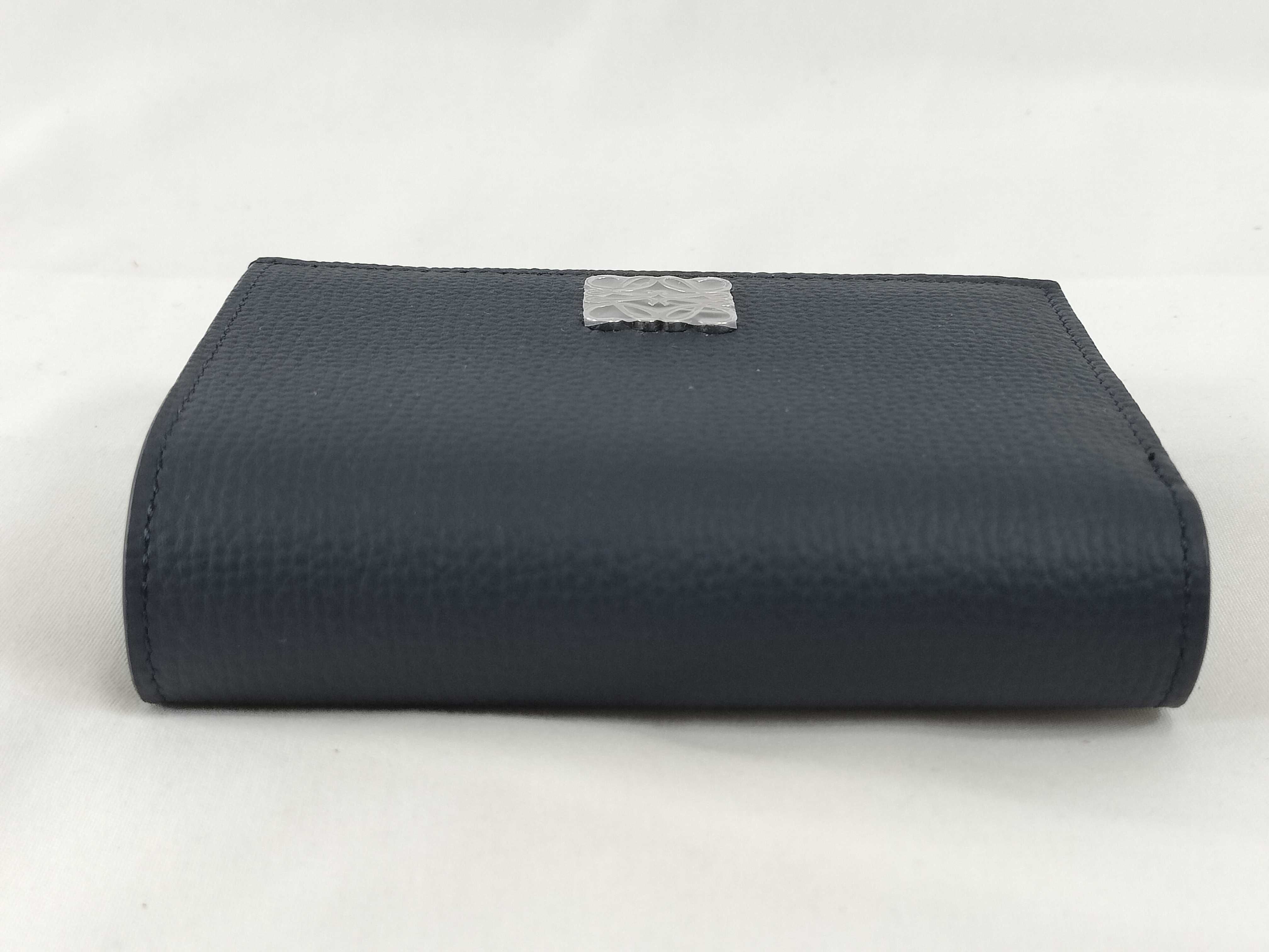 Wallet Anagram Trifold Black Wallet — view 3