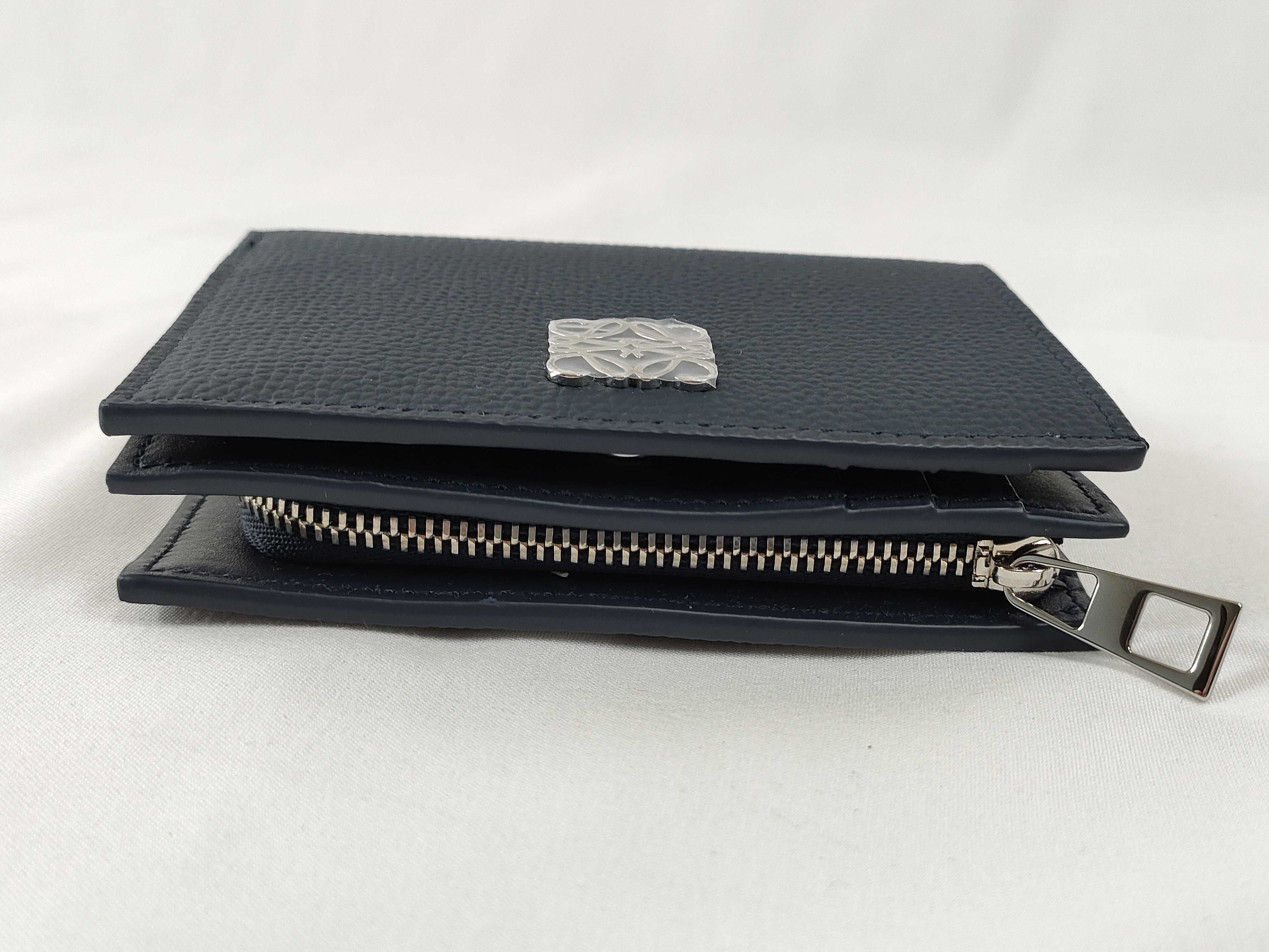 Wallet Anagram Trifold Black Wallet — view 6