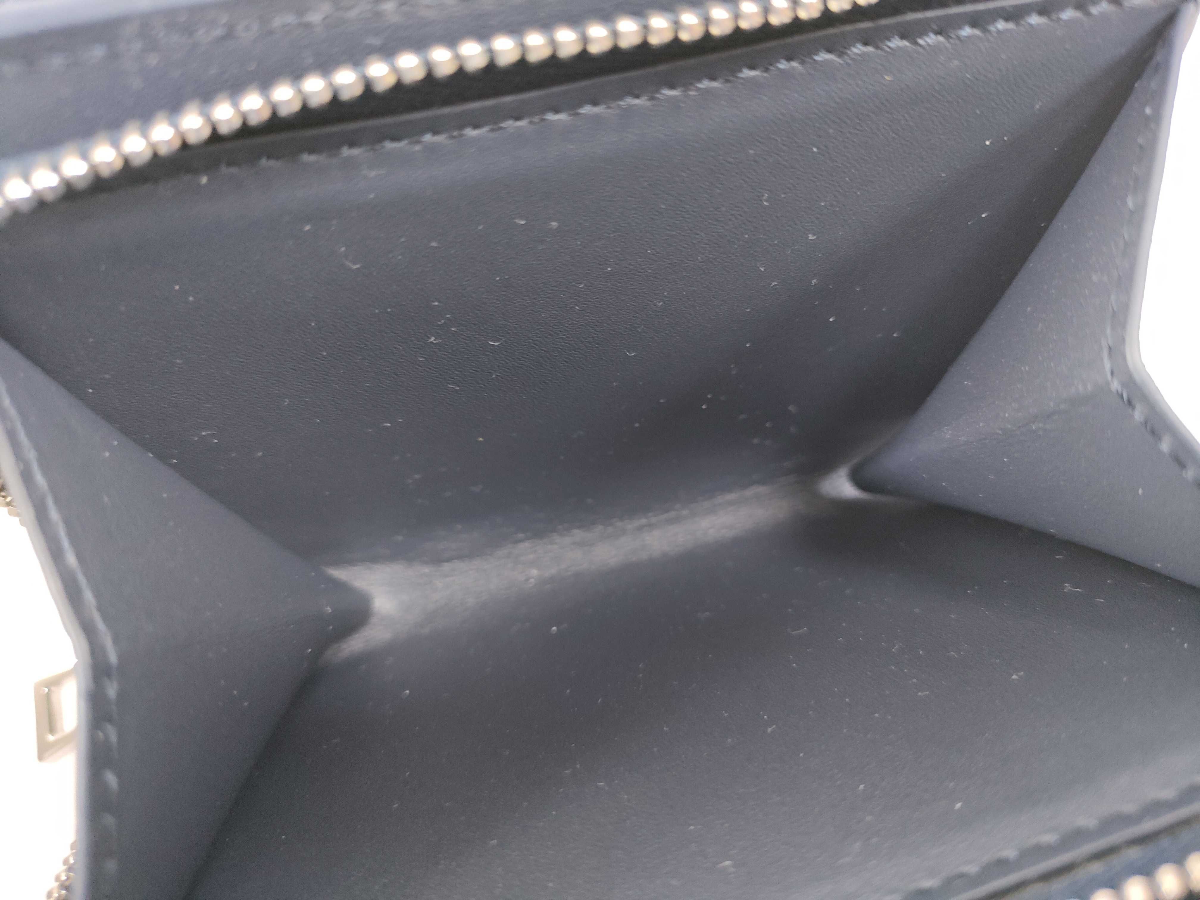 Wallet Anagram Trifold Black Wallet — view 10