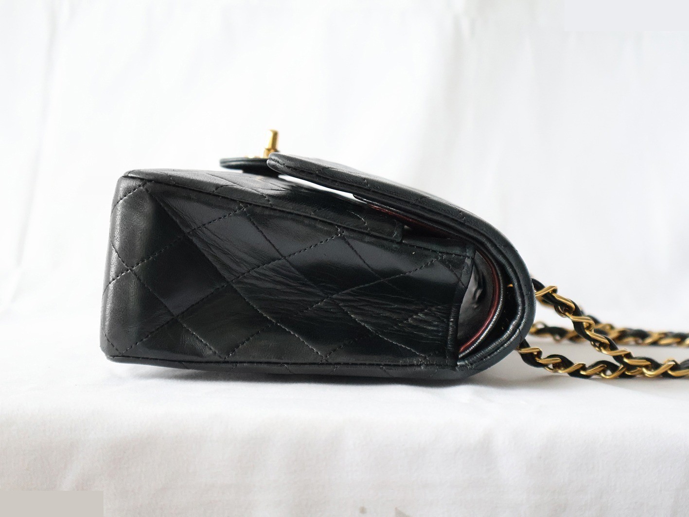 Matelassé 25 Lambskin Double Flap Double Chain Shoulder Bag, Black — view 7