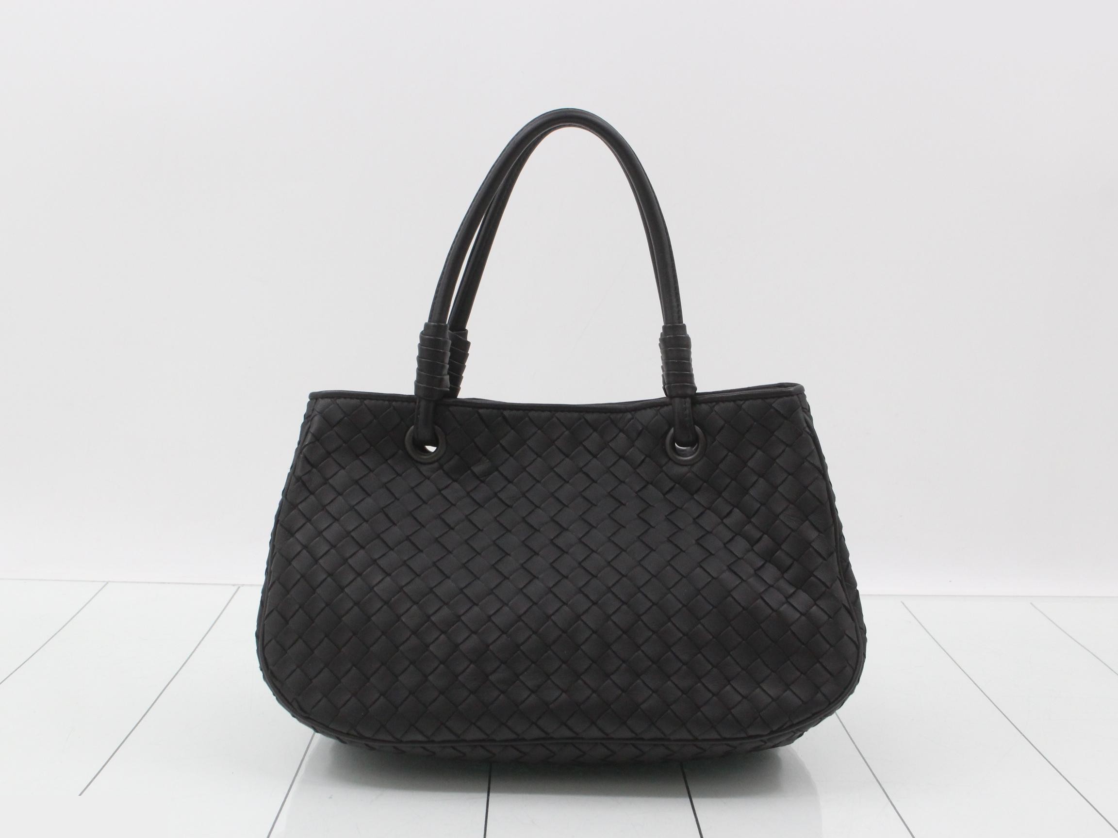 Intrecciato (bag) - Handbag - Black