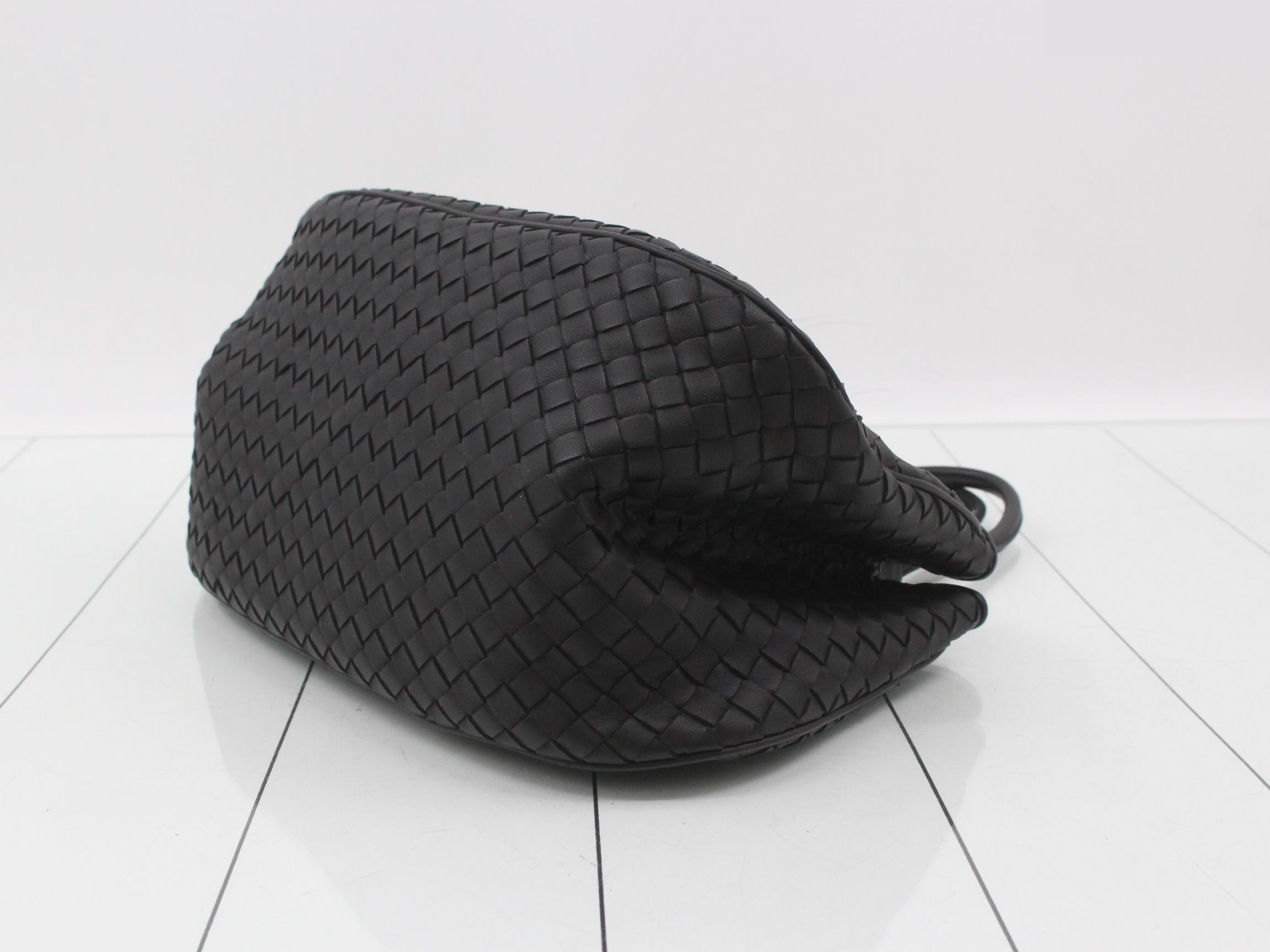 Intrecciato (bag) - Handbag - Black — view 6