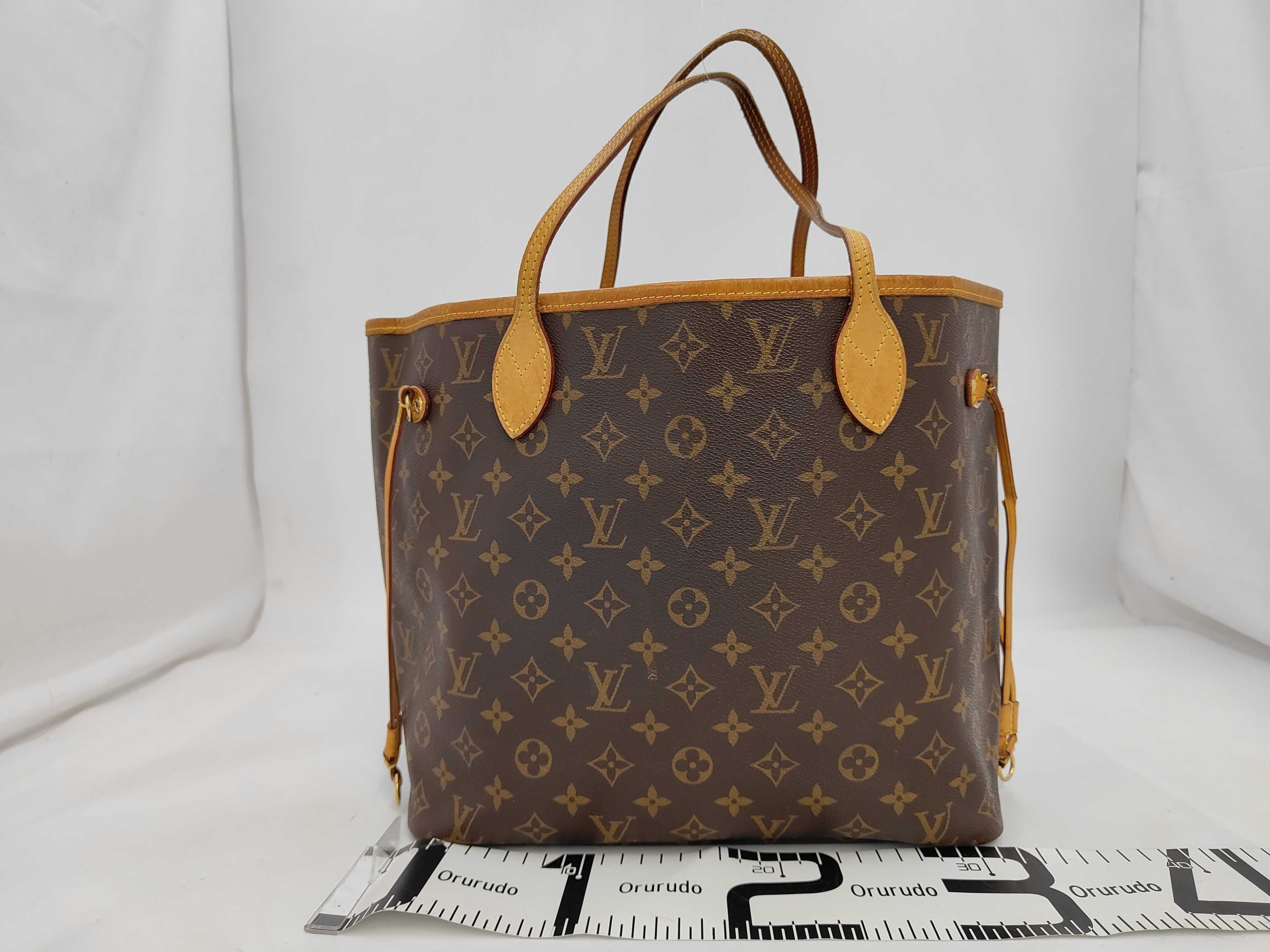Monogram Neverfull MM Tote Bag — view 2