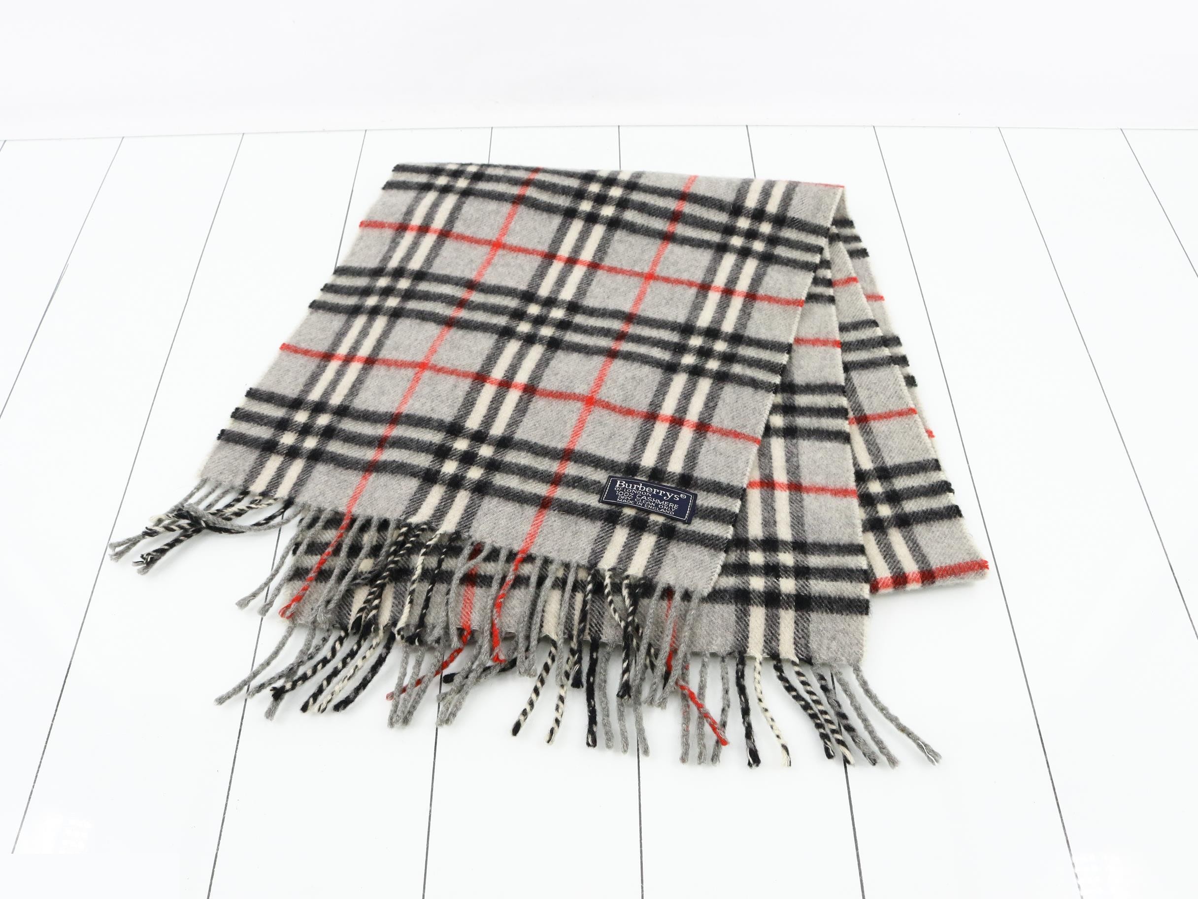 Other lines: Small items, accessories, and scarves — view 2