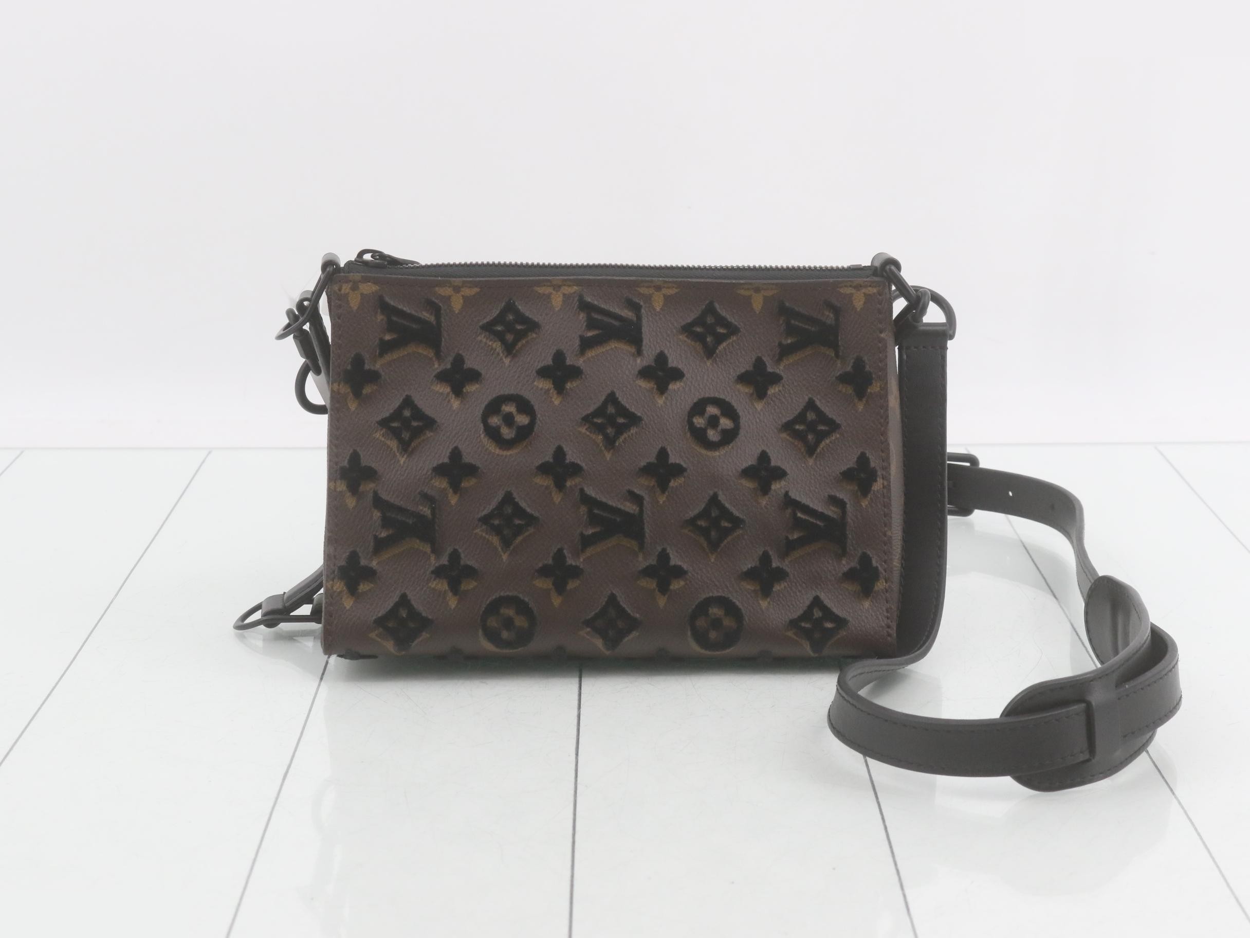 Shoulder bag