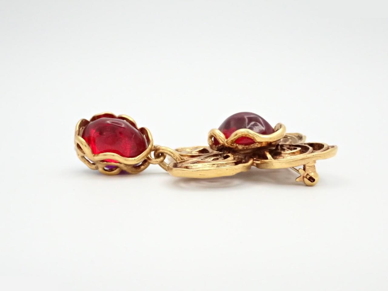 GP Brooch — view 3