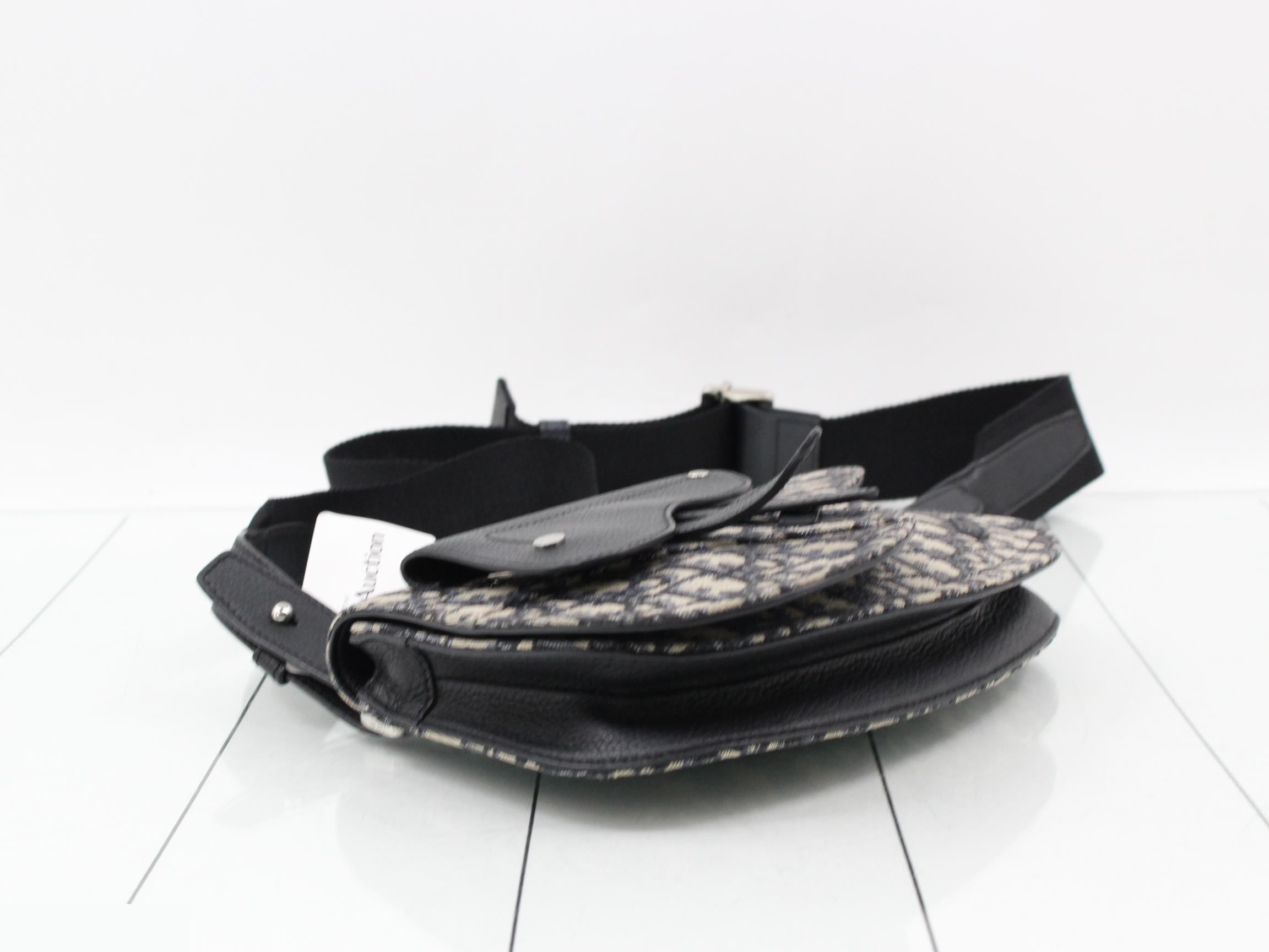Oblique Saddle Canvas Leather Shoulder Bag — view 5