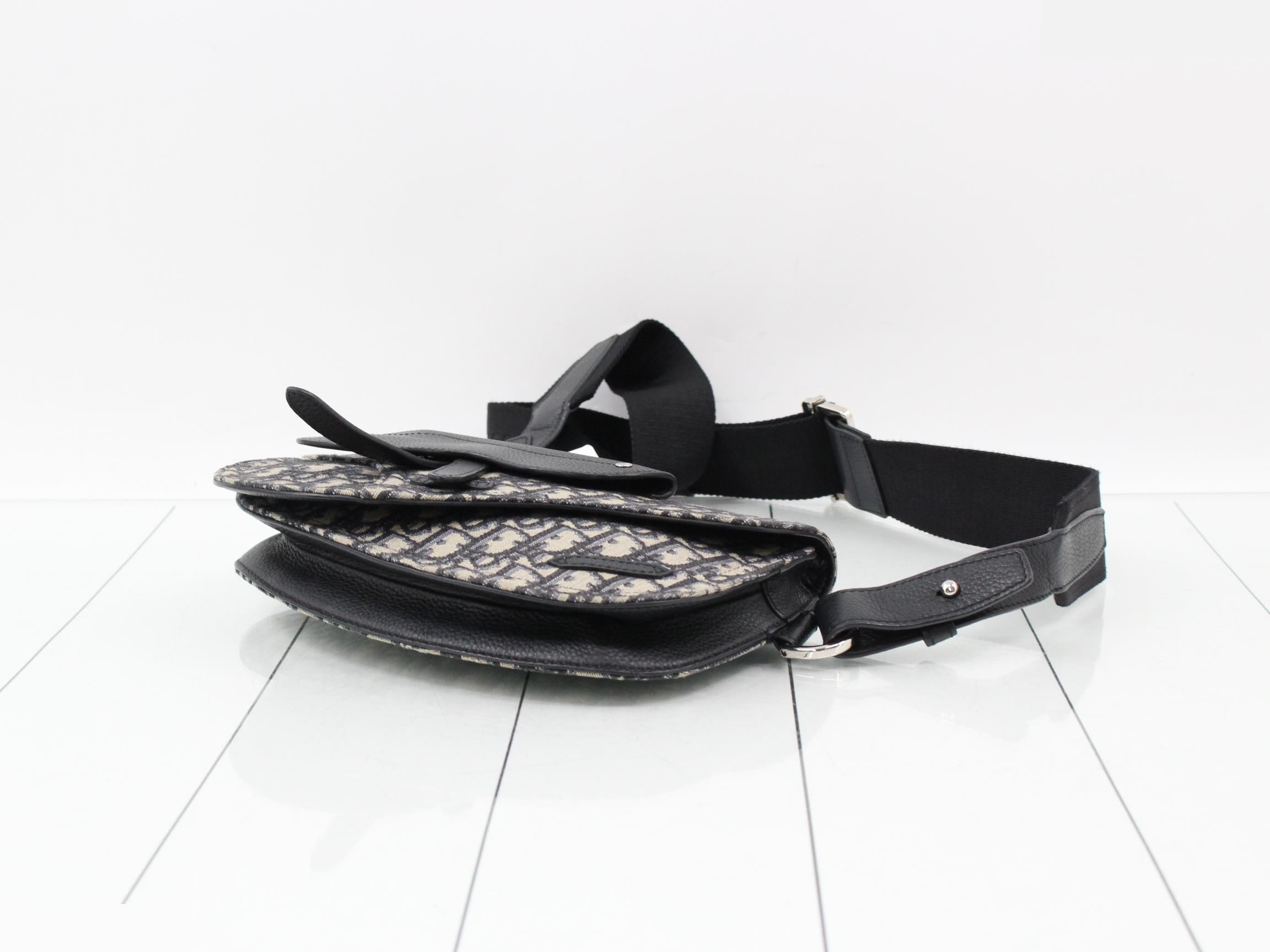 Oblique Saddle Canvas Leather Shoulder Bag — view 6