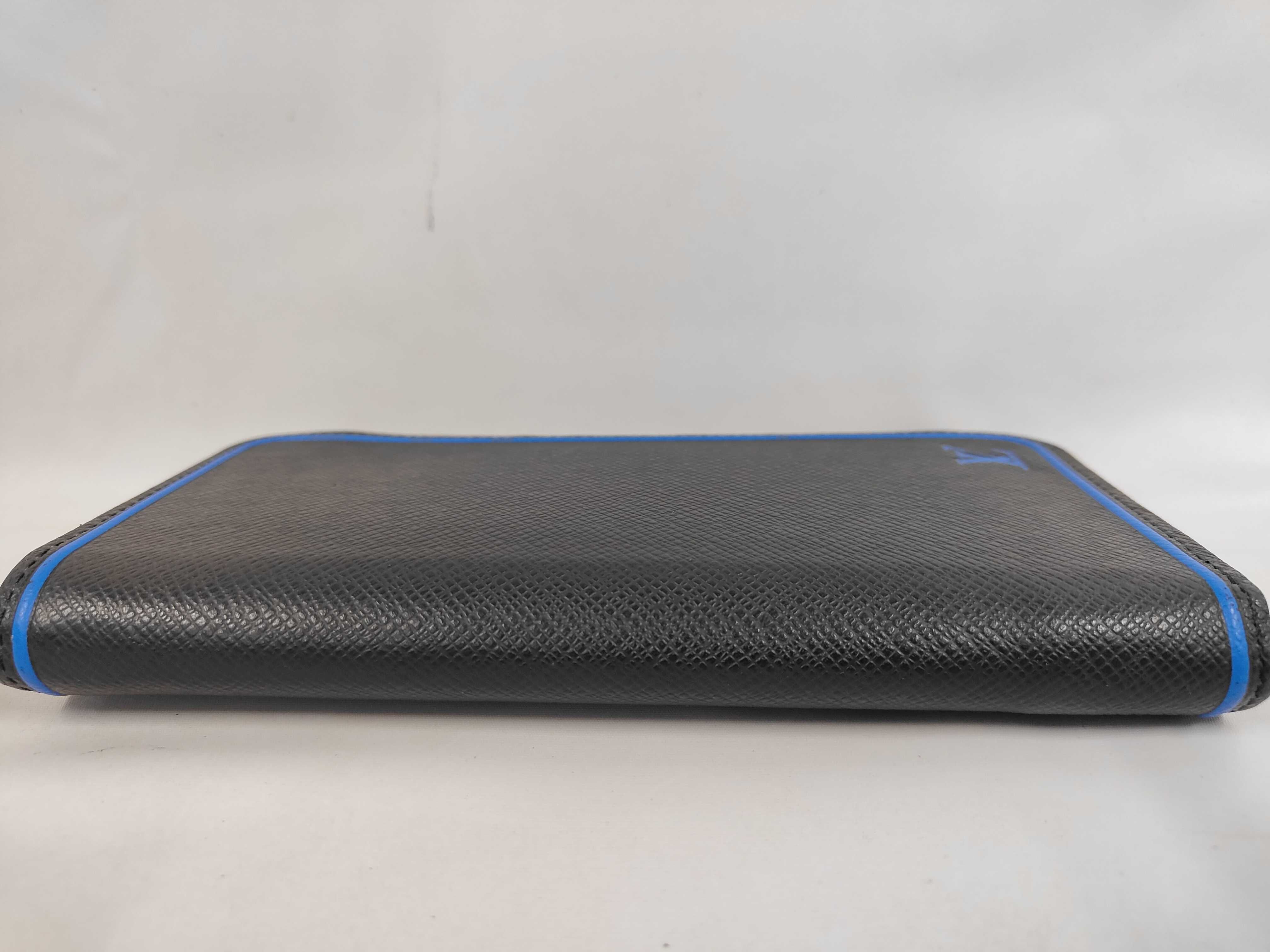 Taiga Zippy Wallet Vertical Long Wallet M30070 CA2179 — view 4