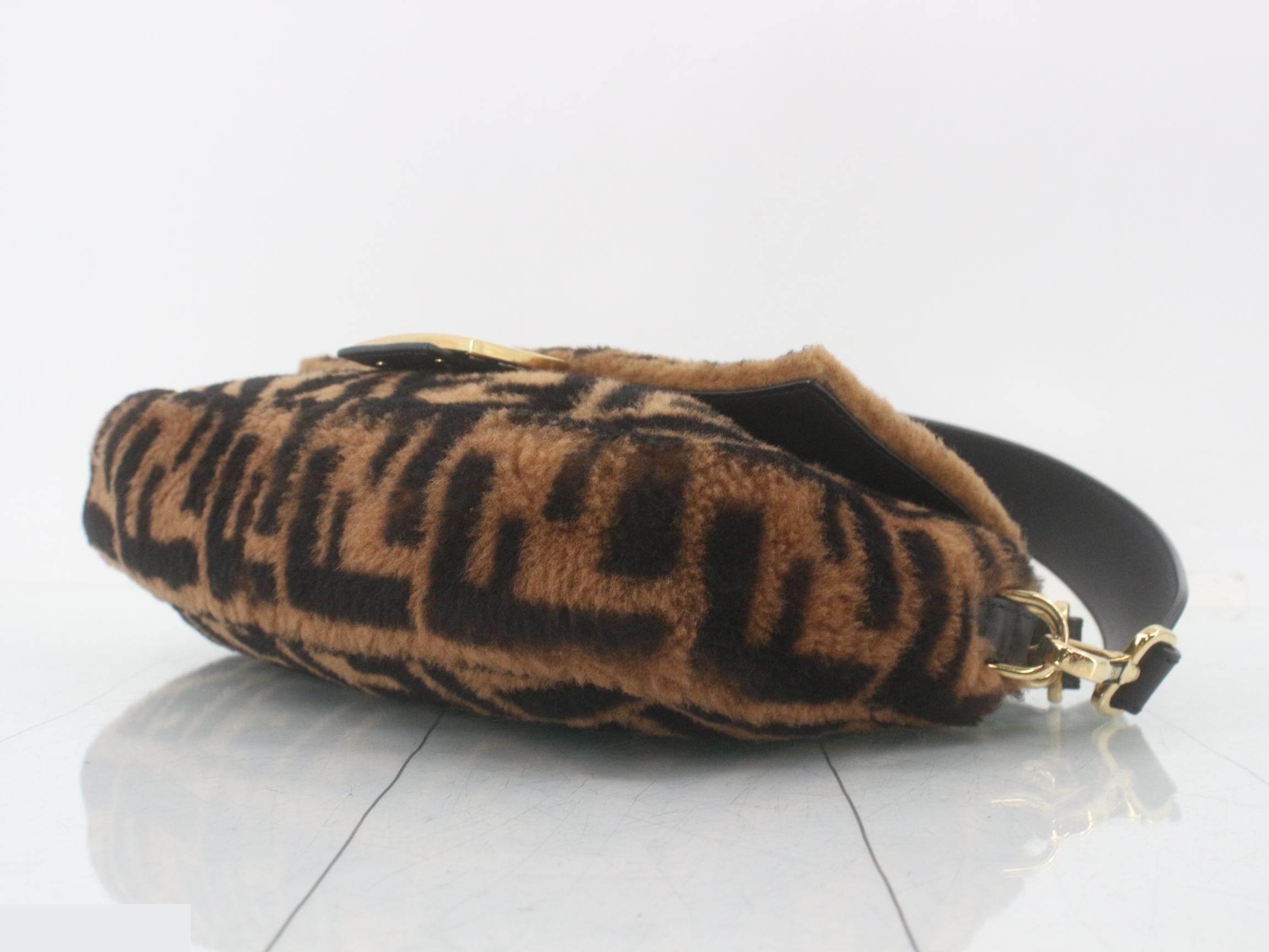 Baguette Fur Zucca 2-Way Hand/Shoulder Bag, Bicolor — view 6