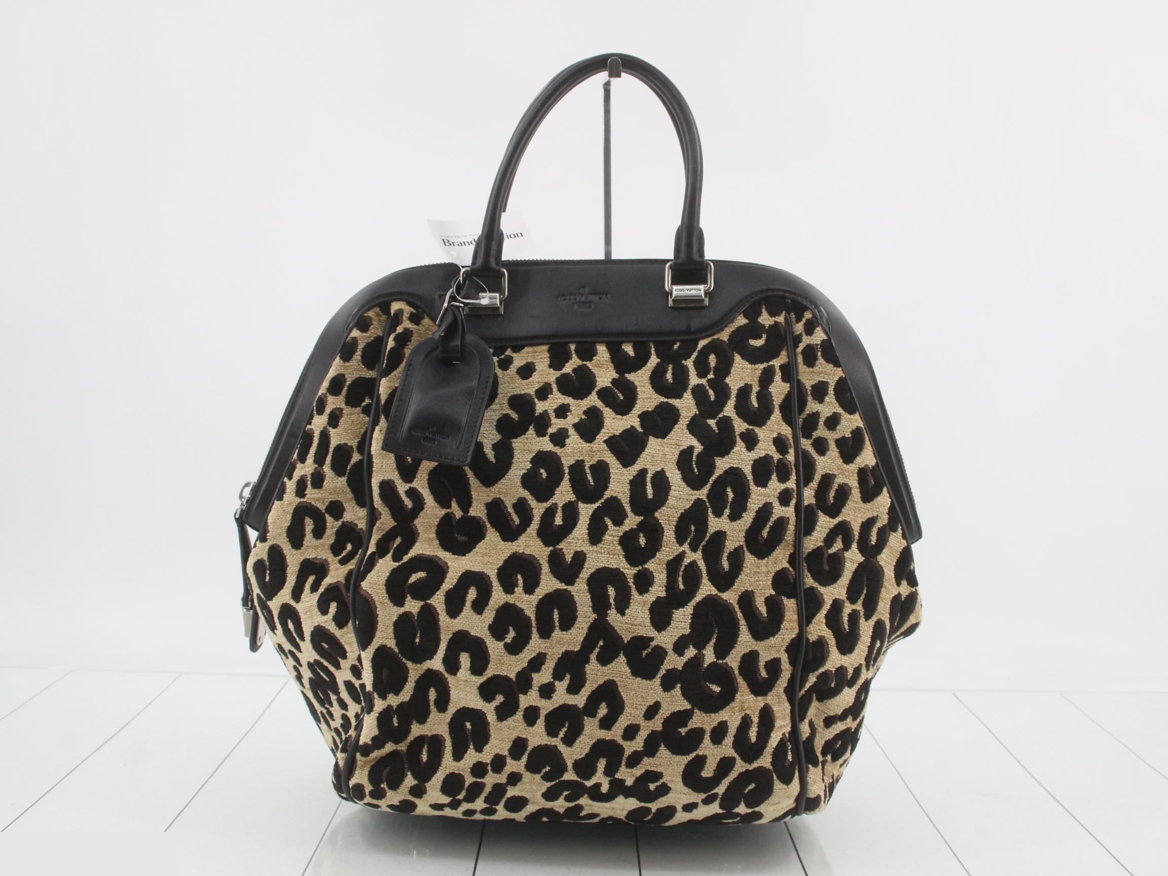 LV tote bag