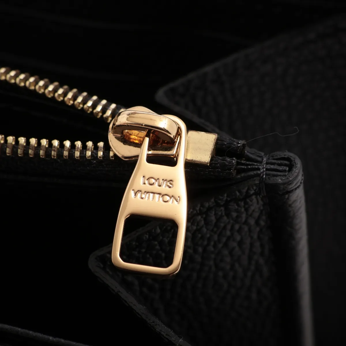 Bicolor Monogram Empreinte Zippy Wallet M80481 Noir x Cream Round Zip Wallet (RFID detected) — view 12