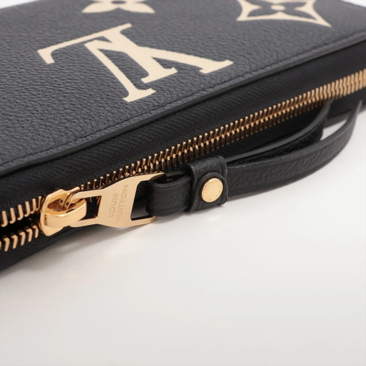 Bicolor Monogram Empreinte Zippy Wallet M80481 Noir x Cream Round Zip Wallet (RFID detected) — view 13