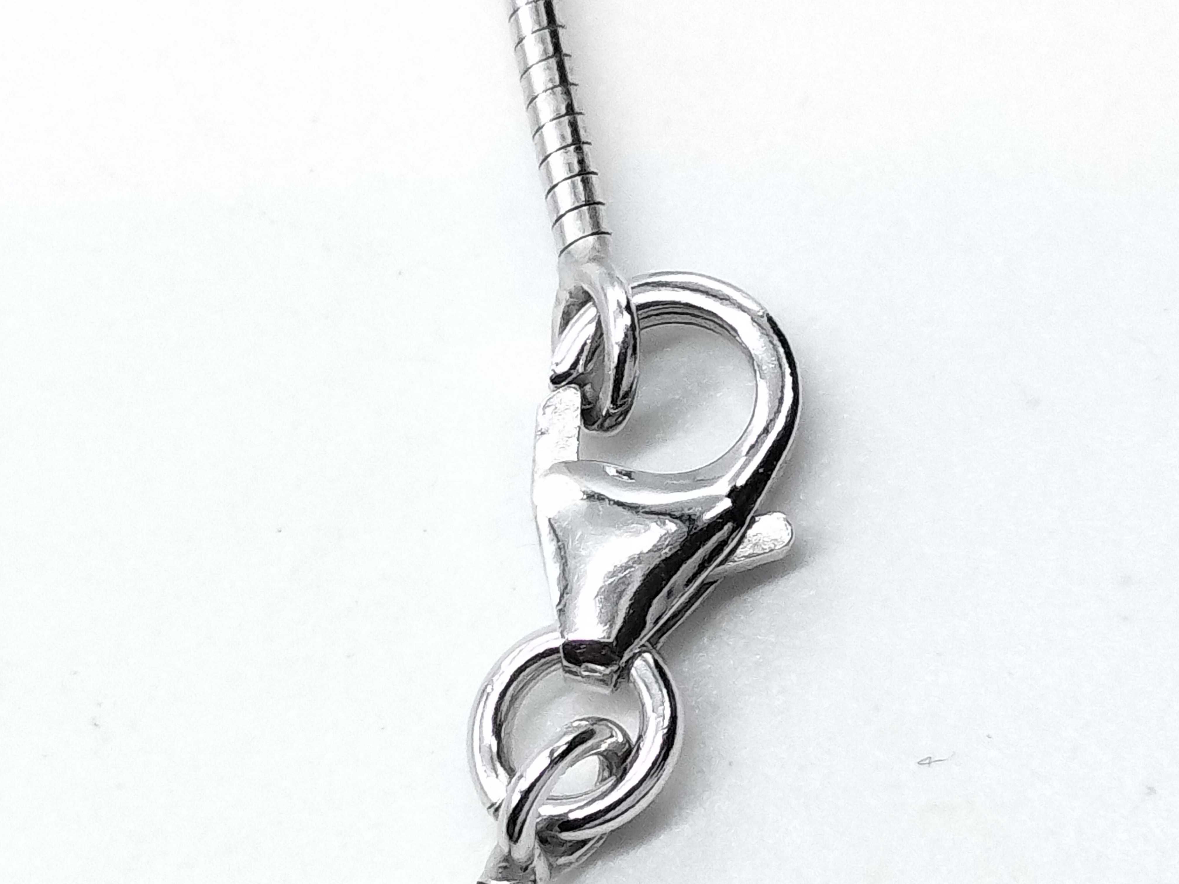 Pop H Necklace — view 4
