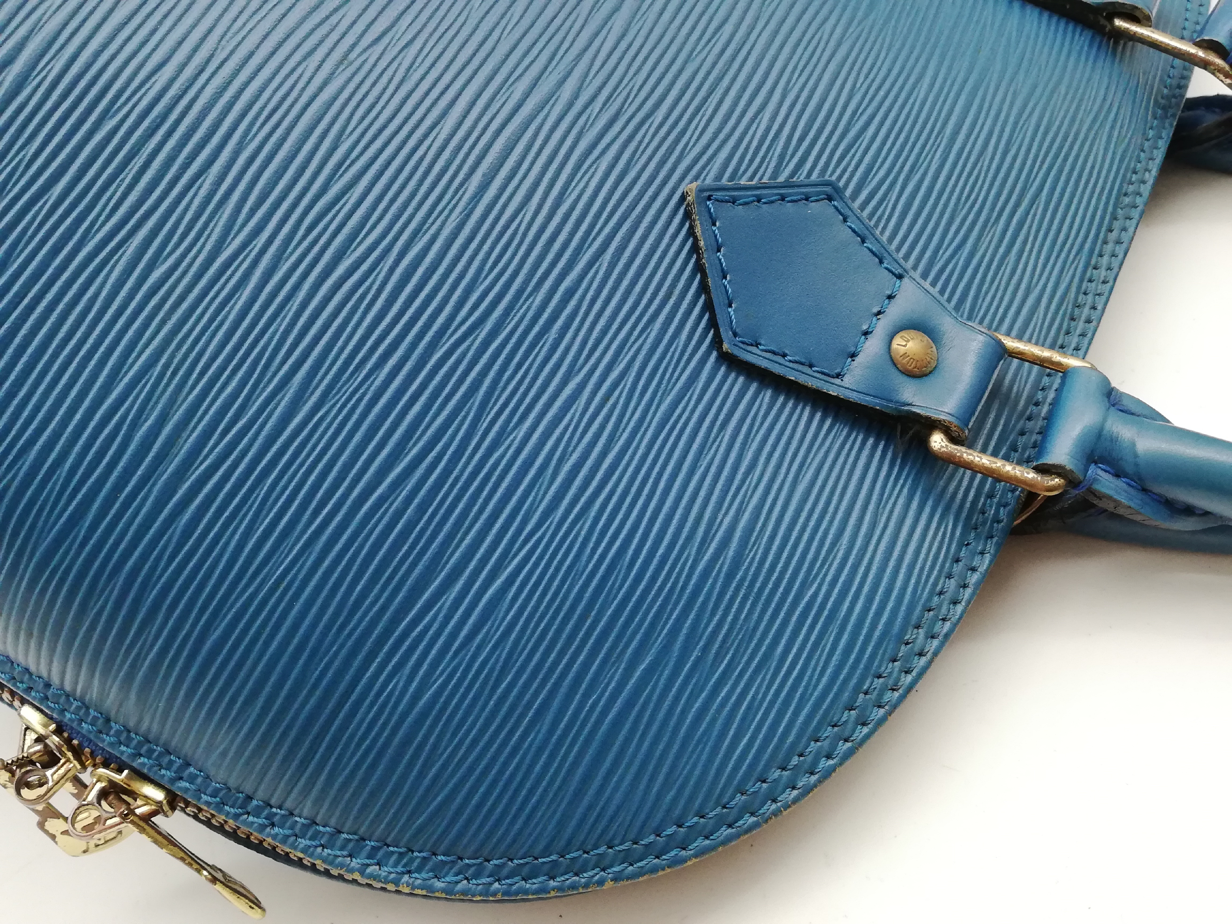 Epi Alma M52145 Handbag — view 12