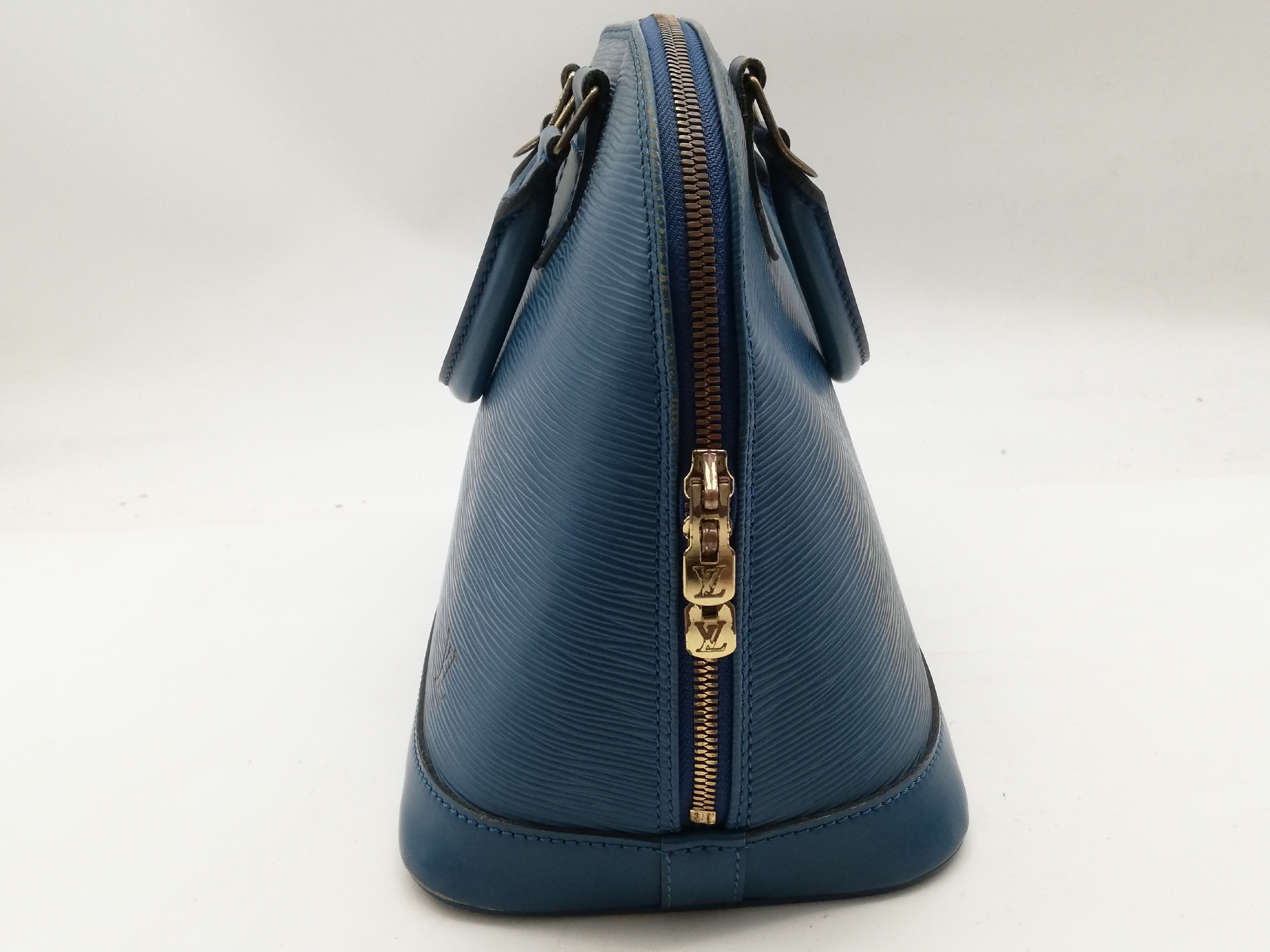 Epi Alma M52145 Handbag — view 4