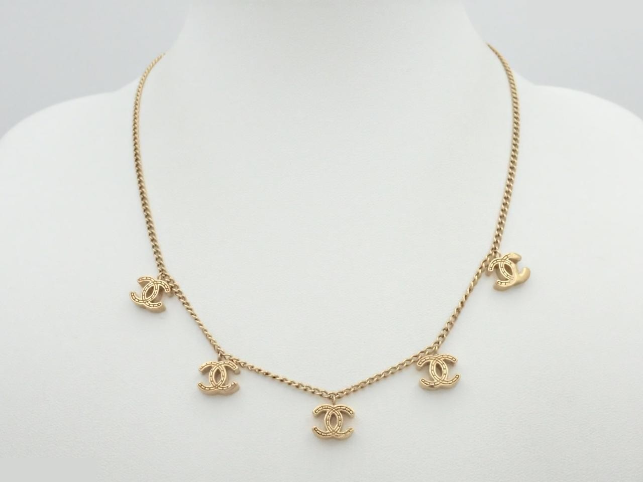 Coco Mark 5-strand necklace 03P (with comment) — view 3