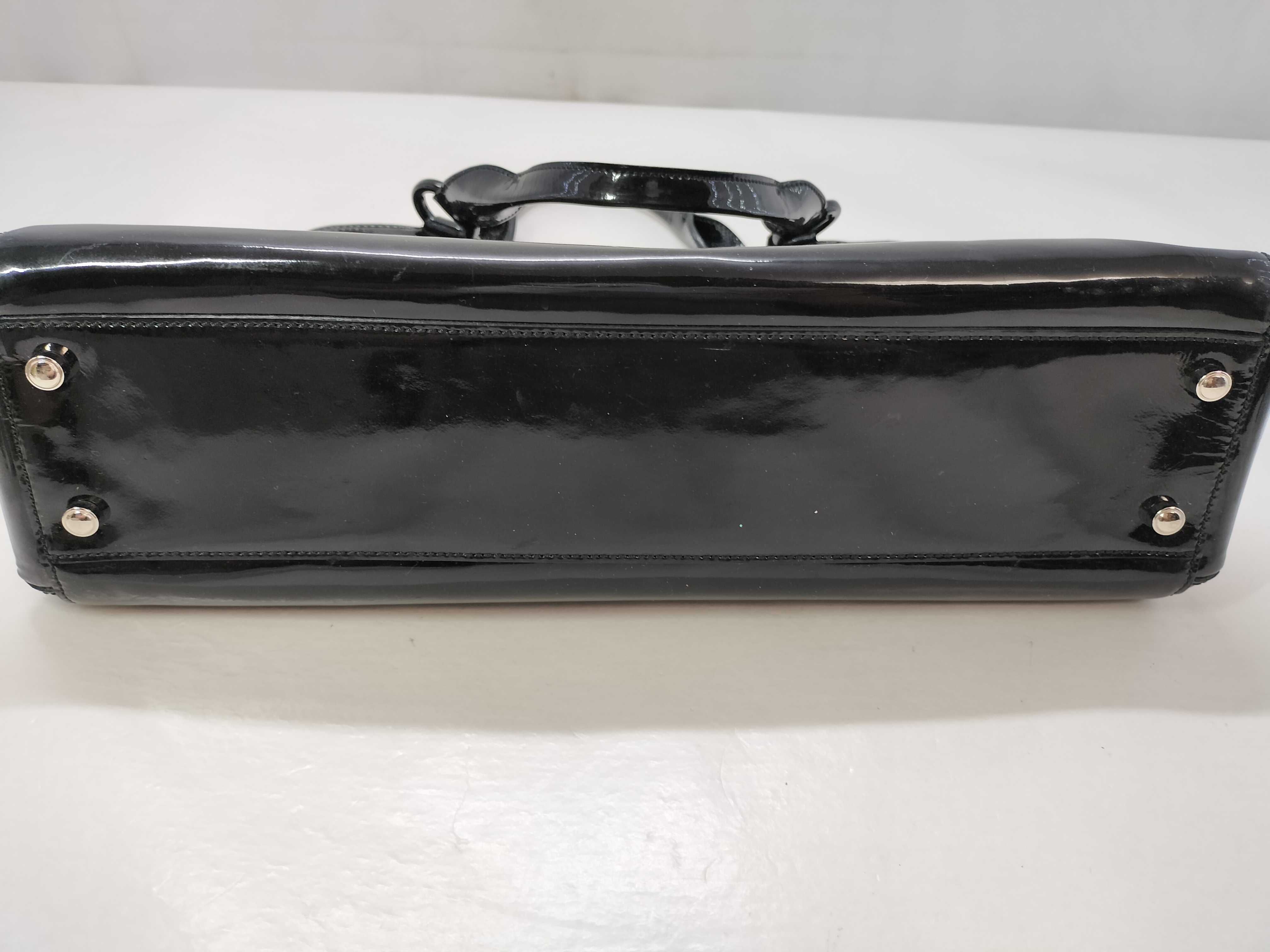 patent leather handbag, black. — view 14