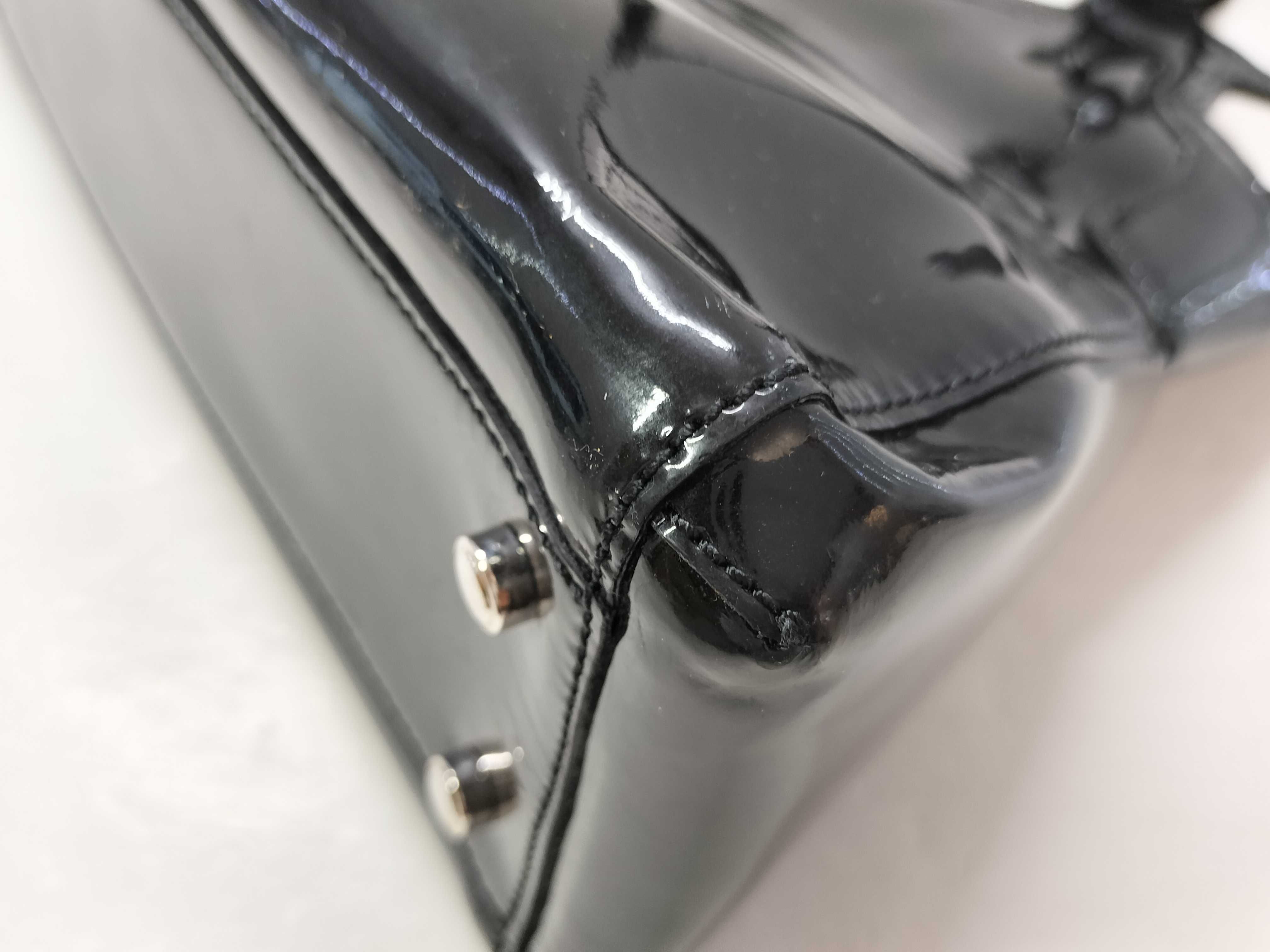 patent leather handbag, black. — view 6