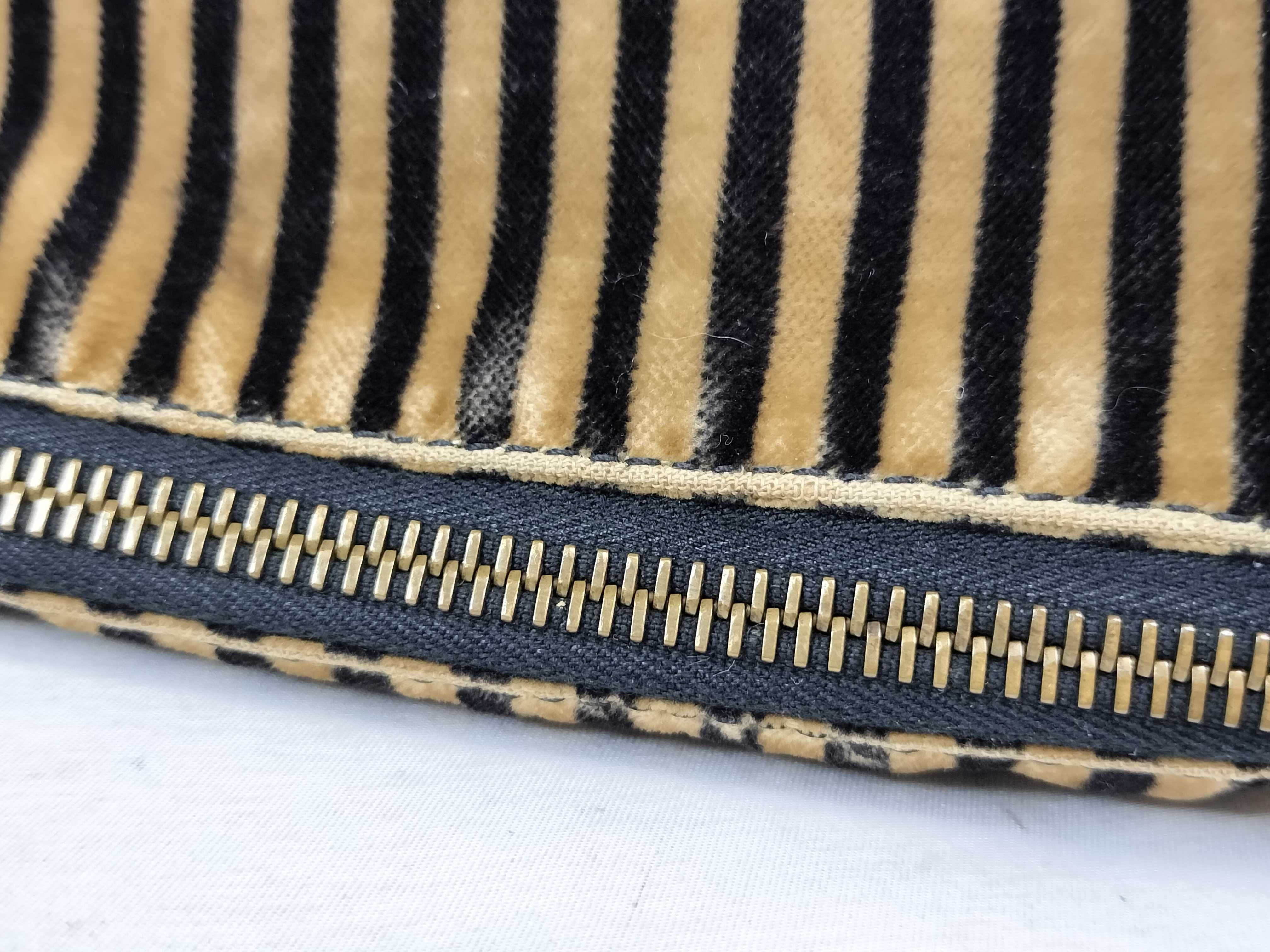 Pequin pattern, Fendi Pequin Archive velour fabric, leather, F-shaped hardware, extra-thick chain, one-shoulder handbag — view 6
