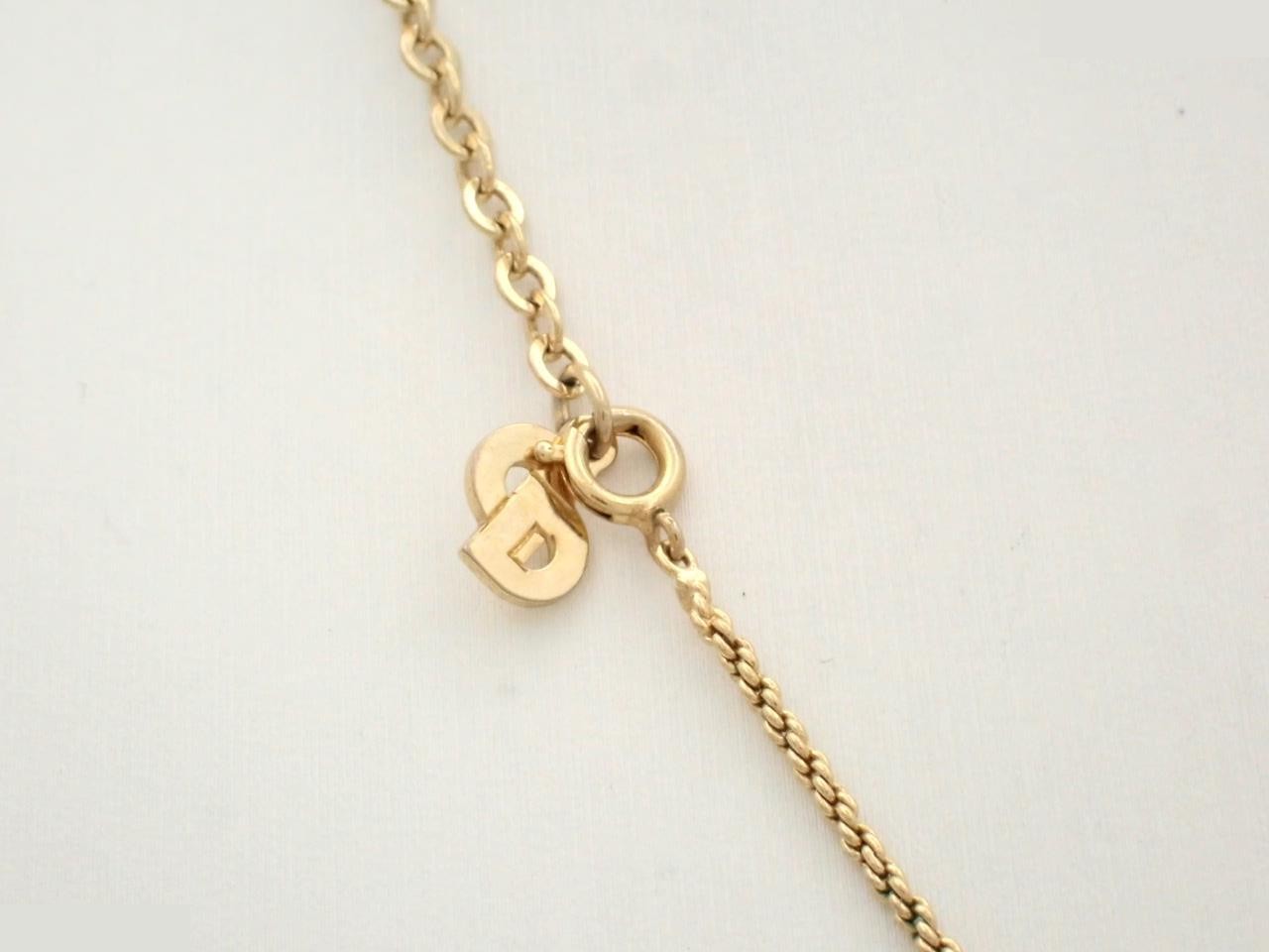 Other lines: precious metals, necklaces, pendants — view 2