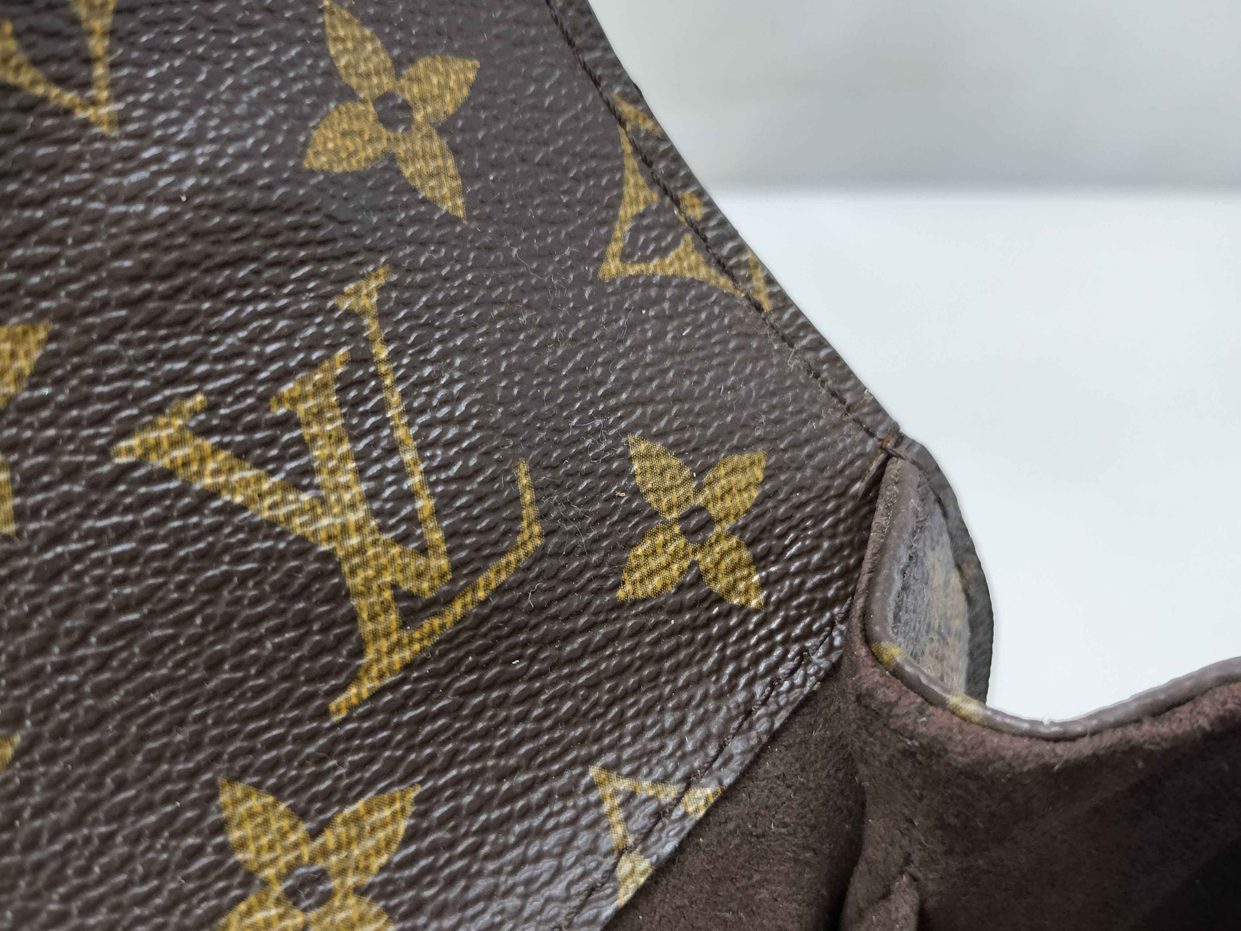 Monogram Louis Vuitton Monogram Message Shoulder Bag Handbag — view 12